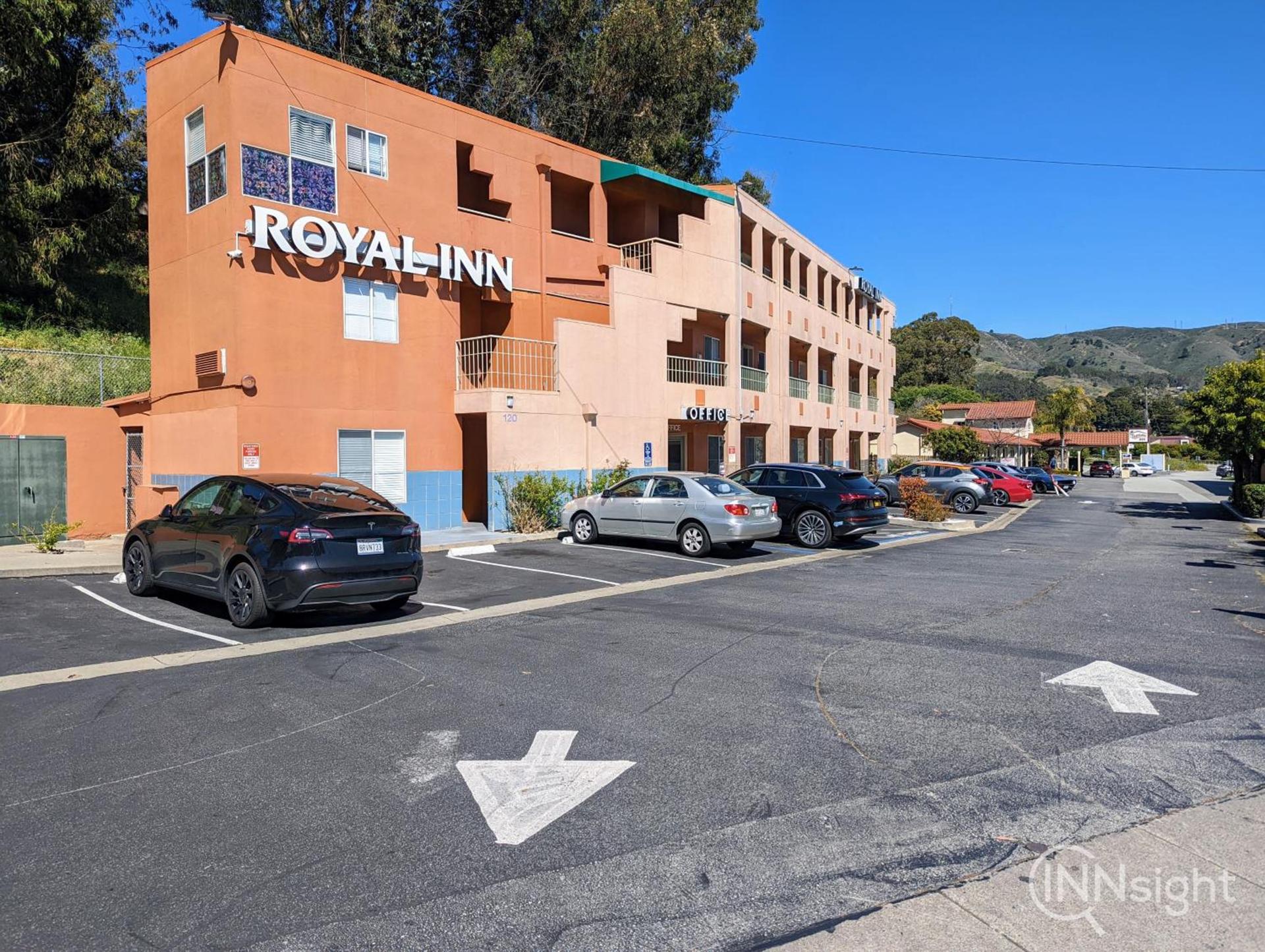 Royal Inn photo 8