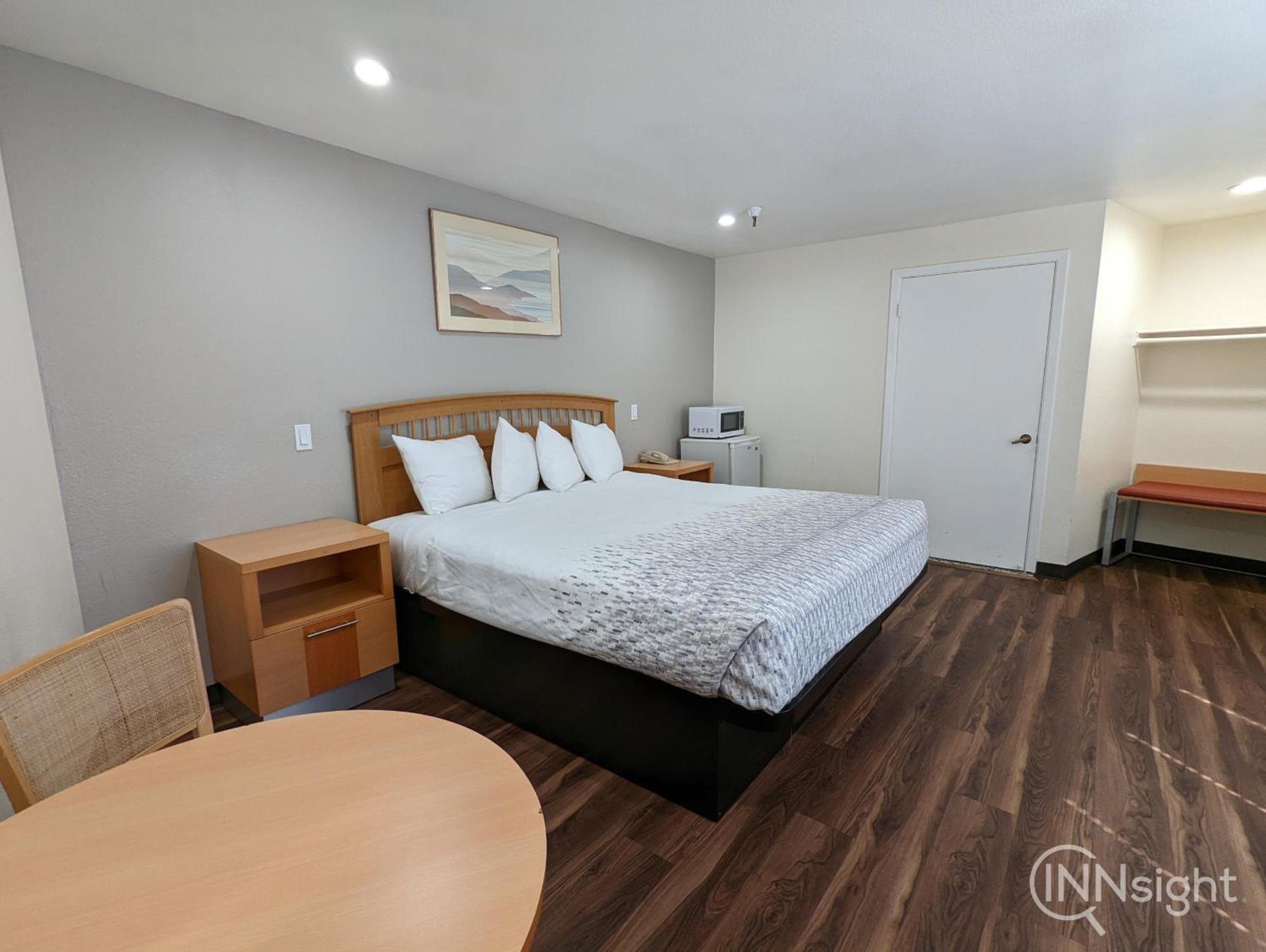 Royal Inn photo 47