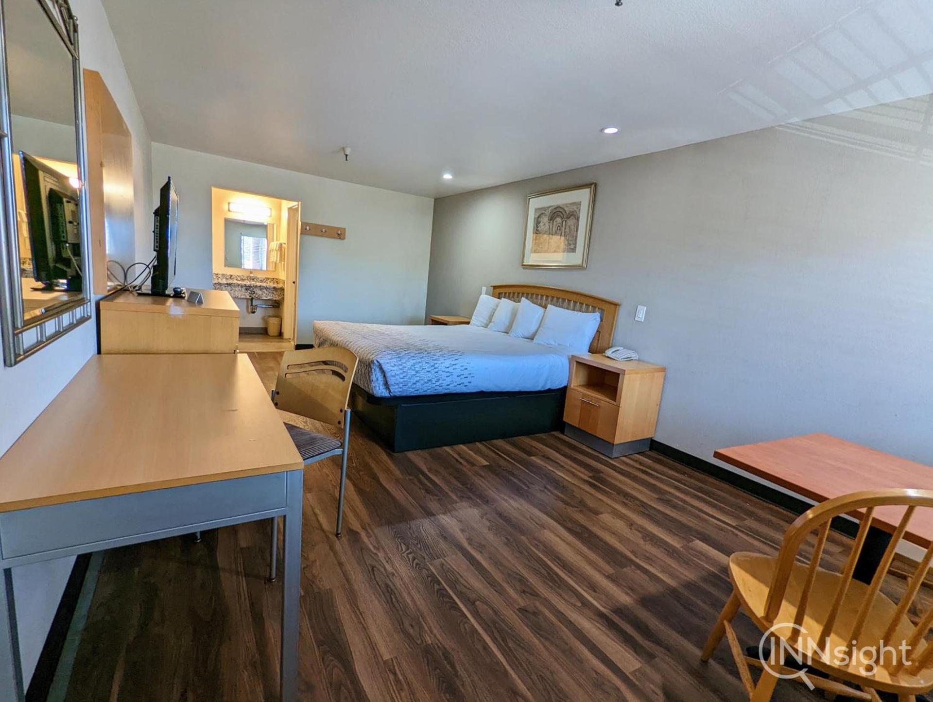 Royal Inn photo 45