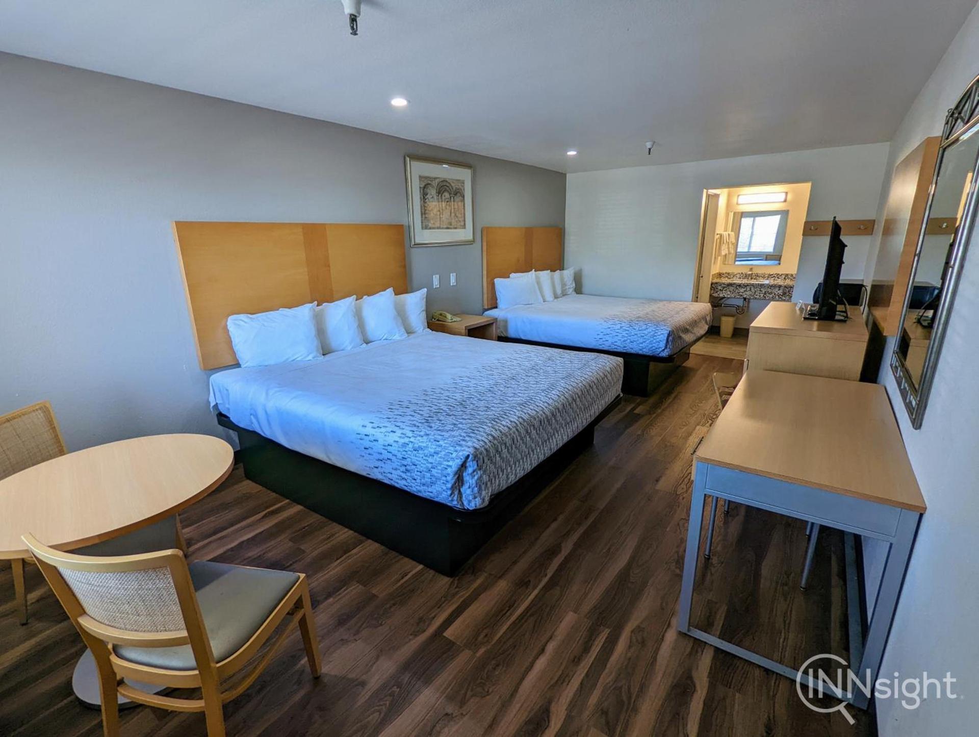 Royal Inn photo 43