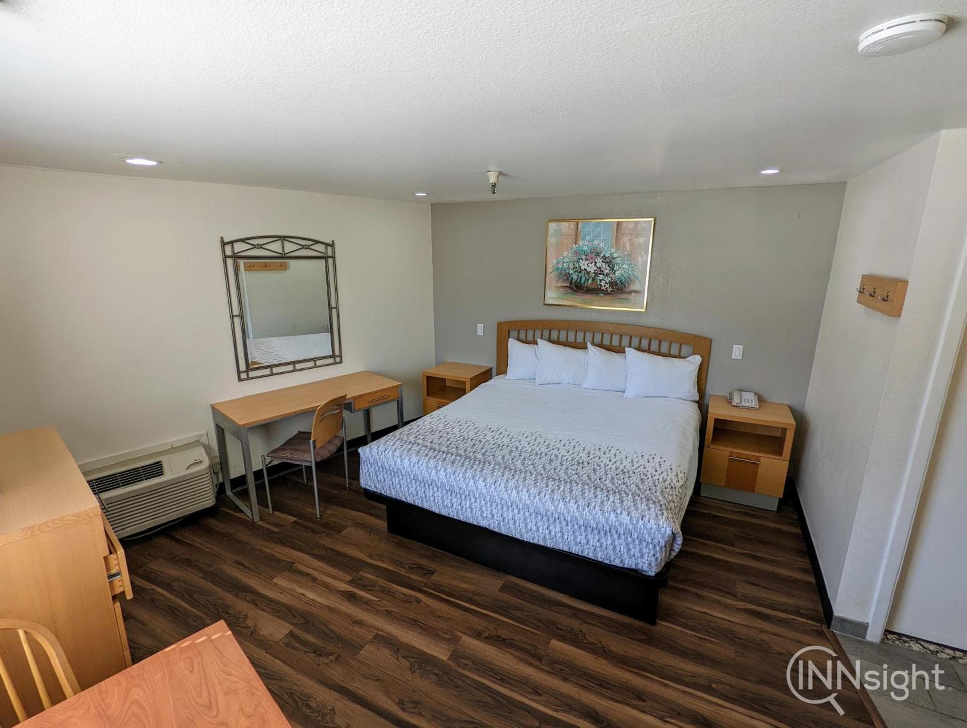 Royal Inn photo 42