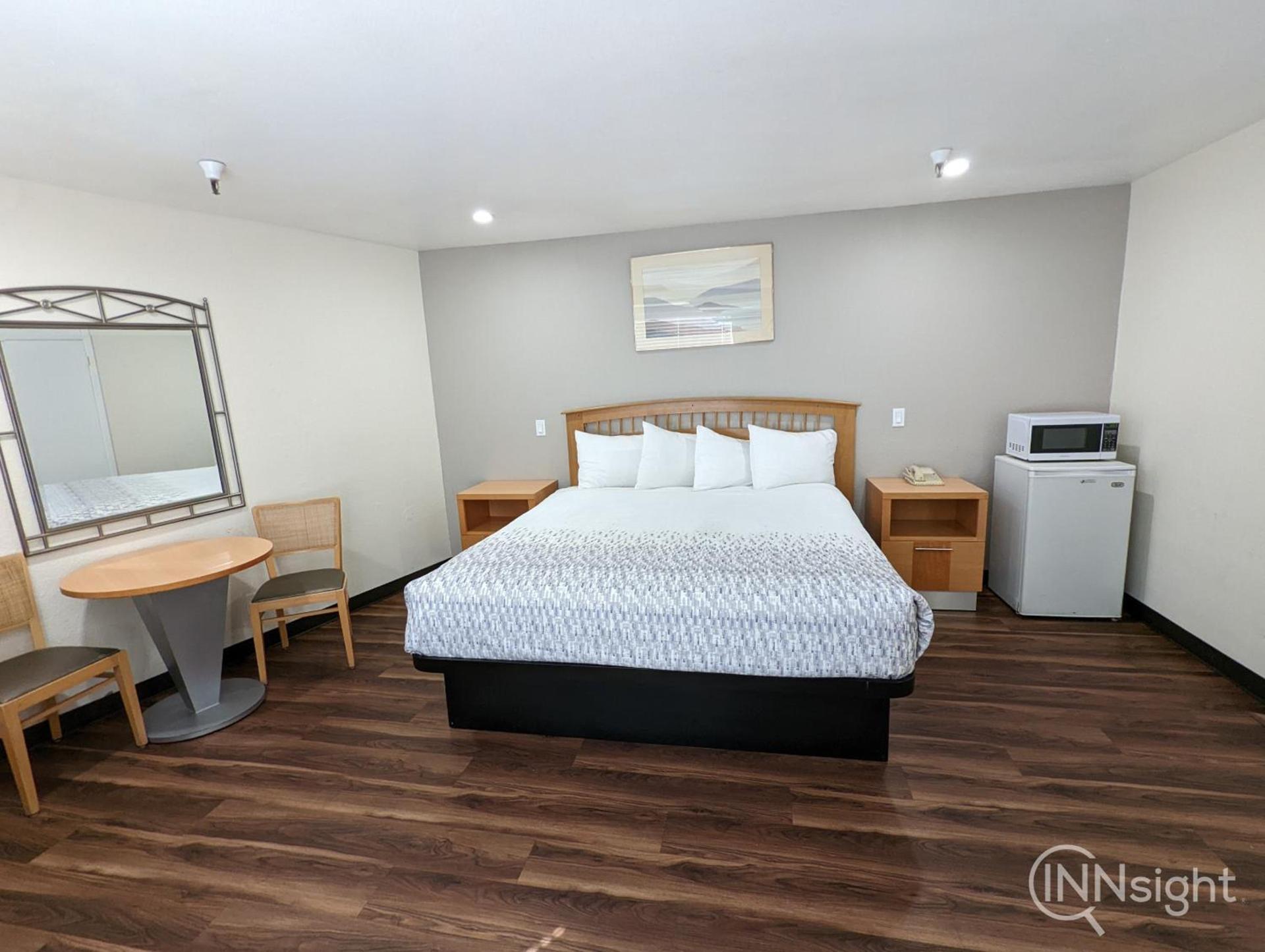 Royal Inn photo 28