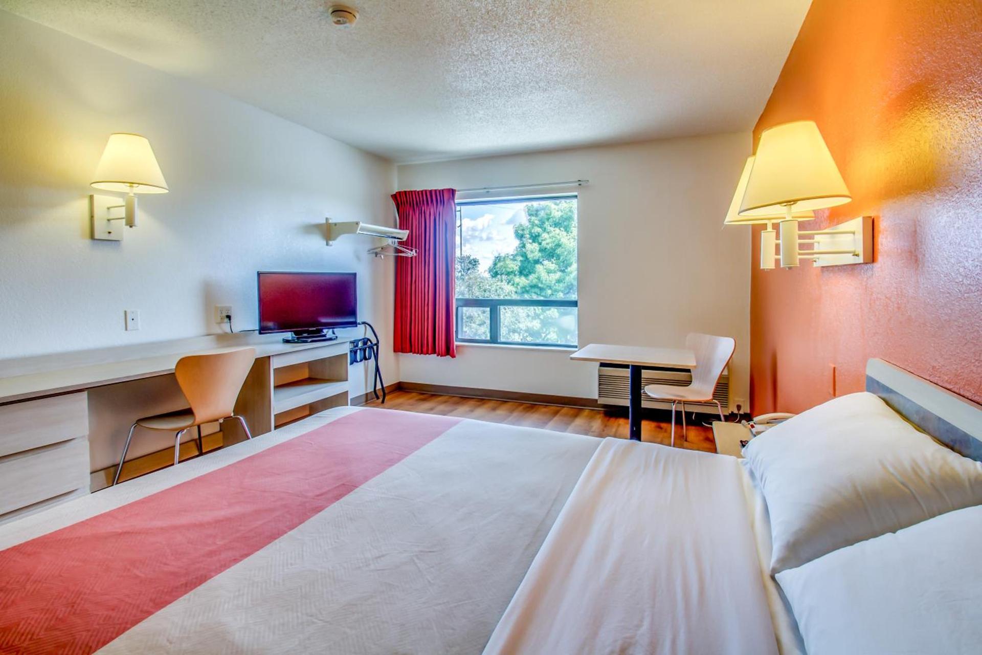 Motel 6-Amherst, NY - Buffalo photo 26