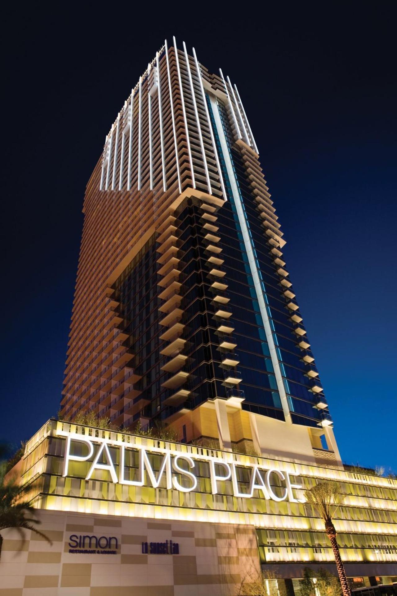 Palms Place One Bedroom Suite 1220 sqft photo 2