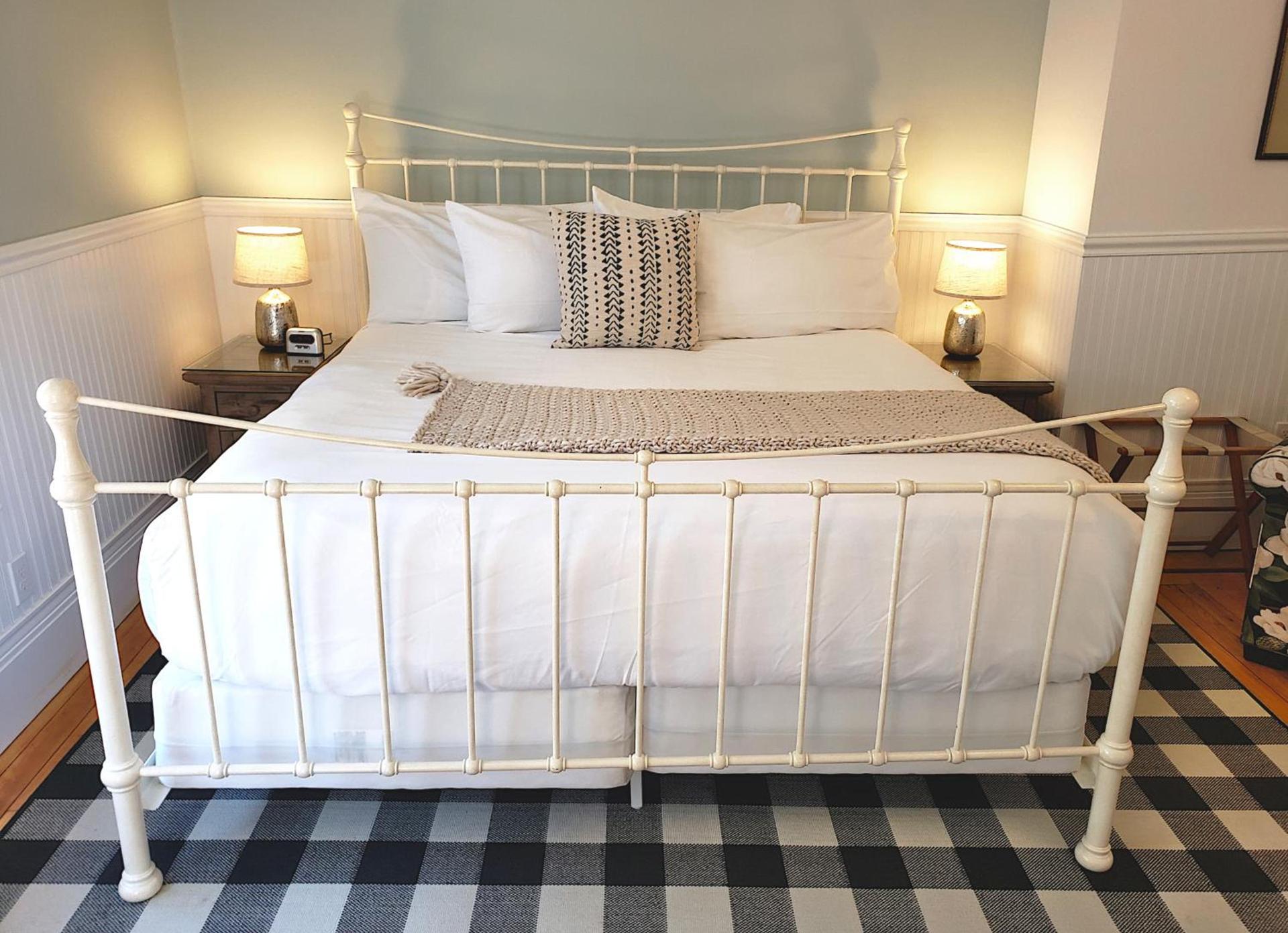 Sand Bar Cottage Inn photo 24