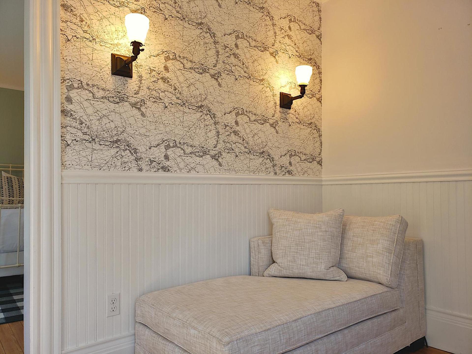 Sand Bar Cottage Inn photo 30
