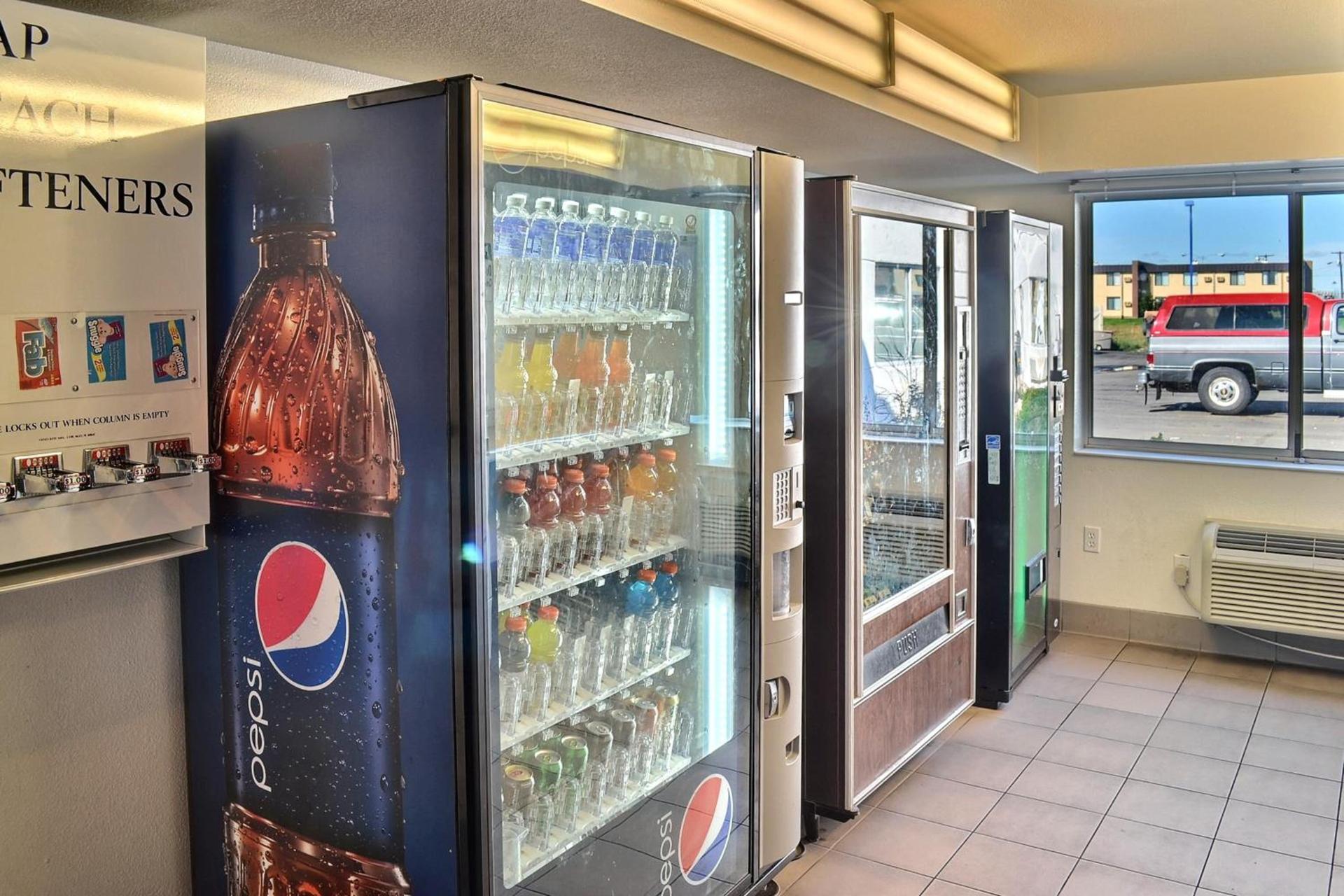 Motel 6-Billings, MT - North photo 41