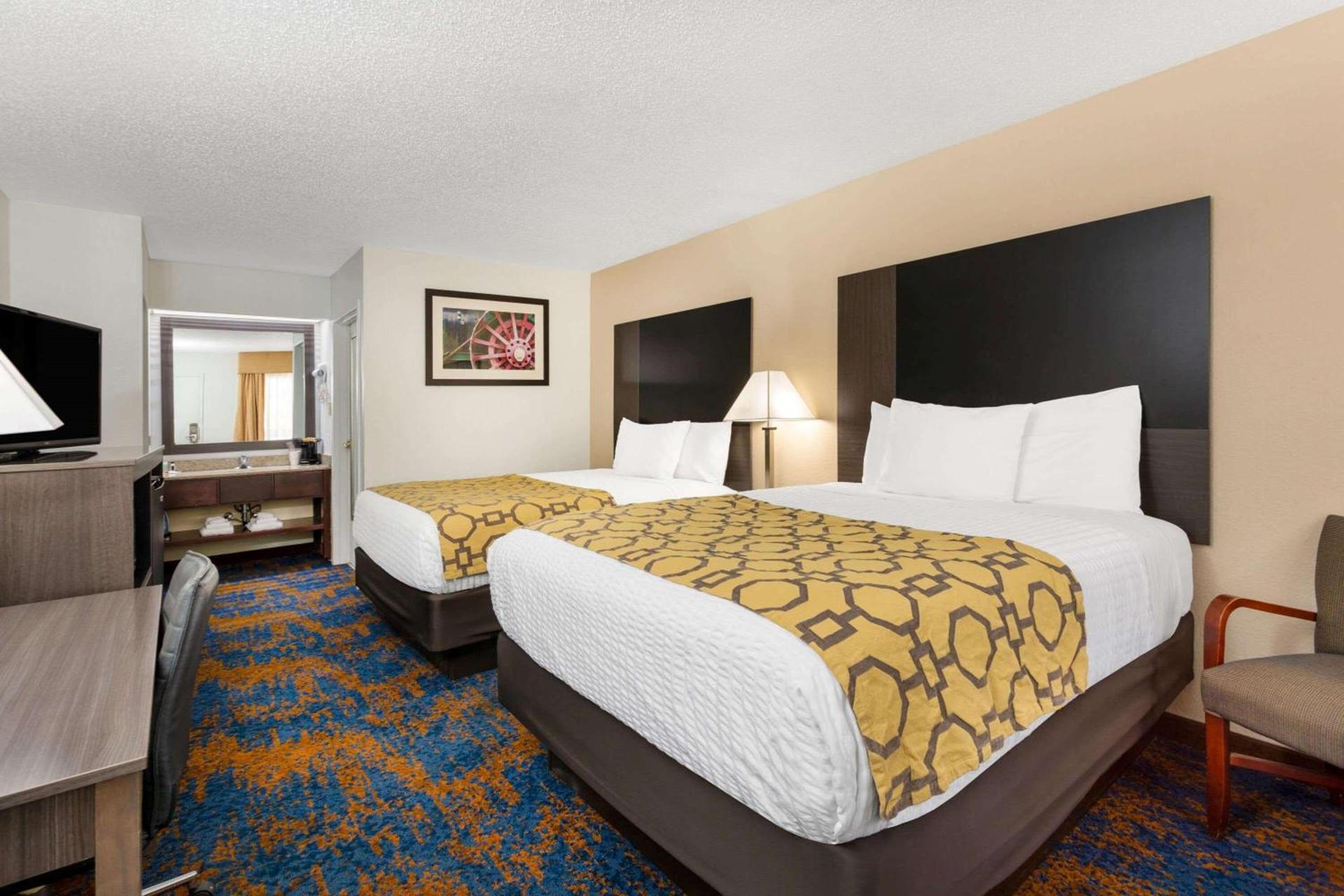 Baymont by Wyndham Tallahassee photo 3