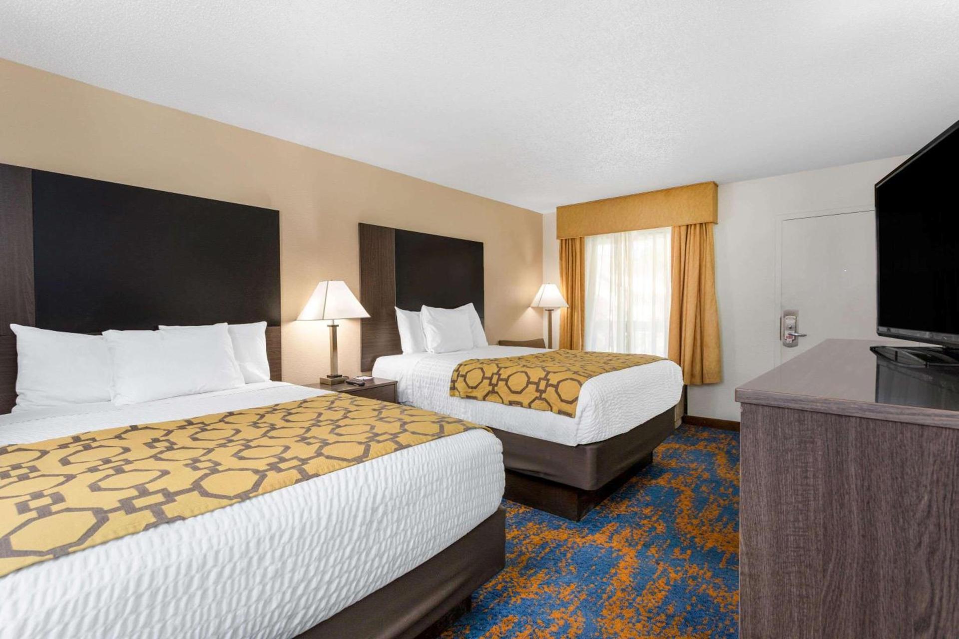 Baymont by Wyndham Tallahassee photo 12