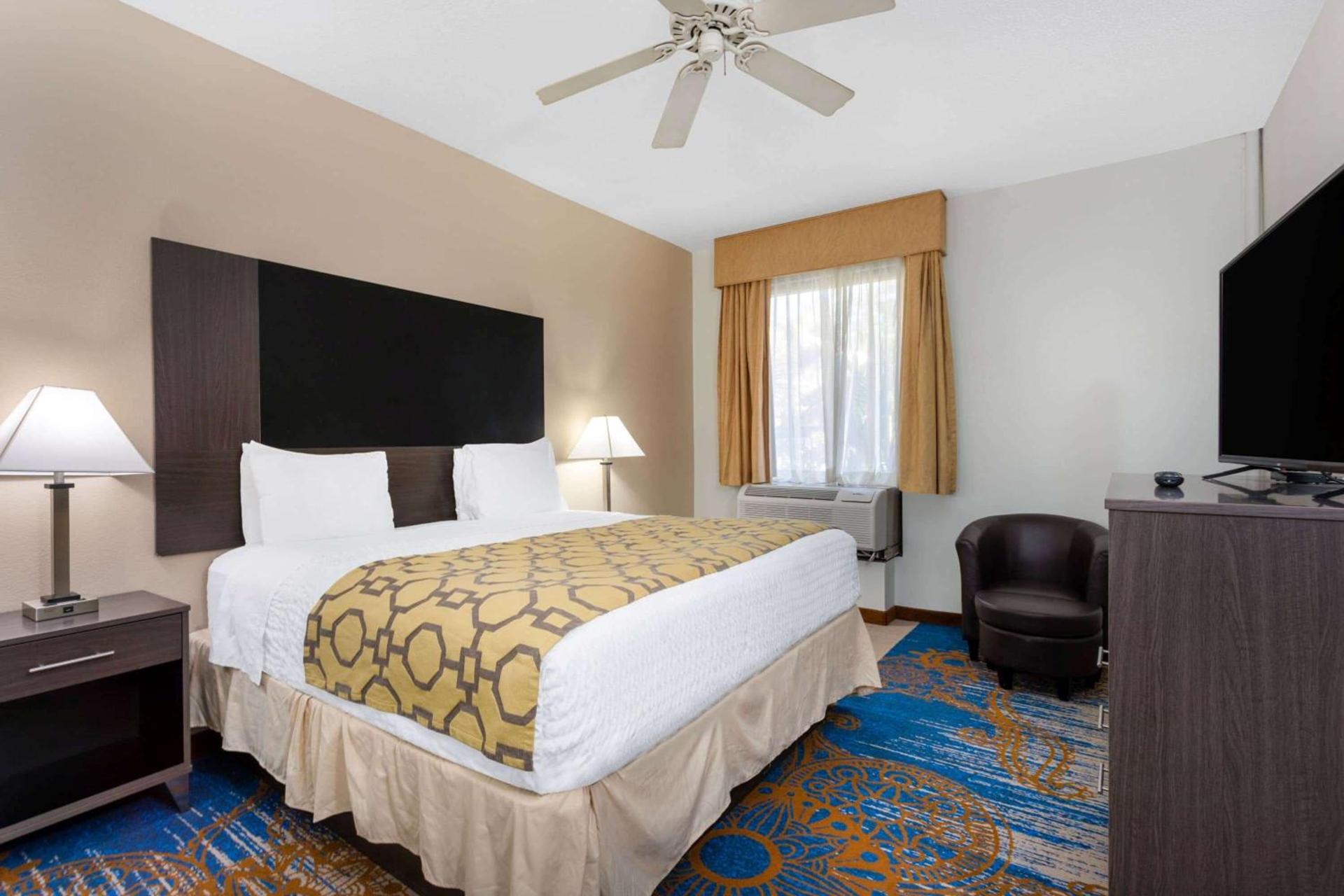 Baymont by Wyndham Tallahassee photo 25