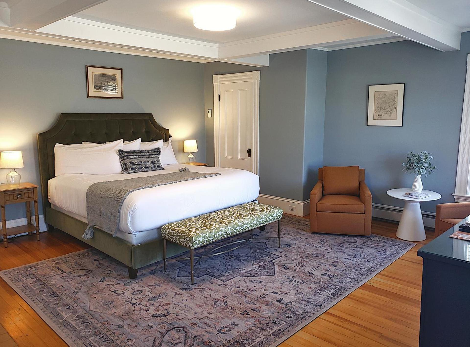 Sand Bar Cottage Inn photo 28
