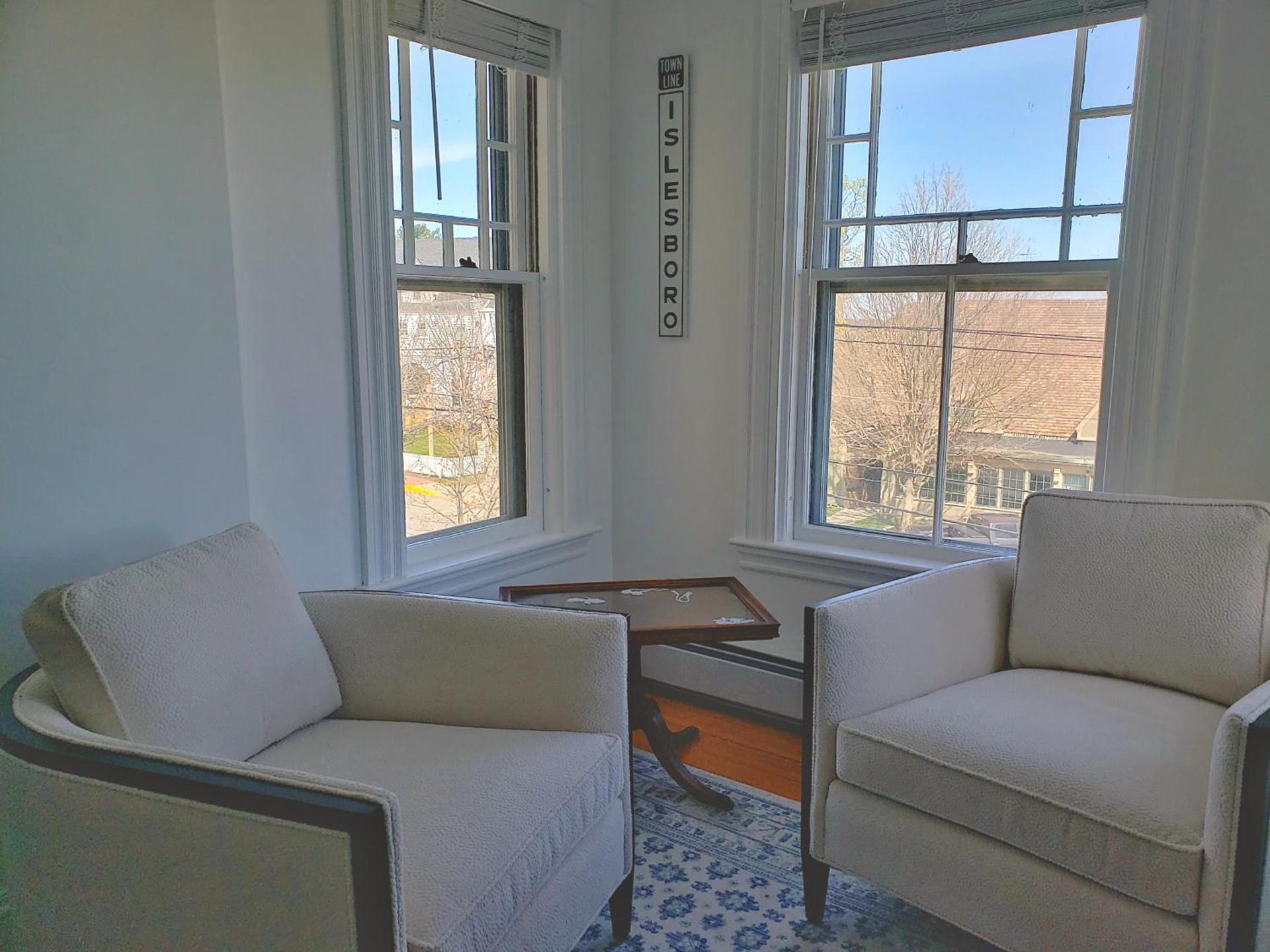 Sand Bar Cottage Inn photo 60