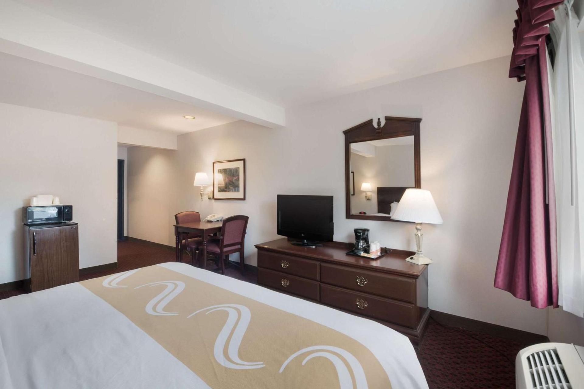 Quality Inn Grand Suites Bellingham photo 14