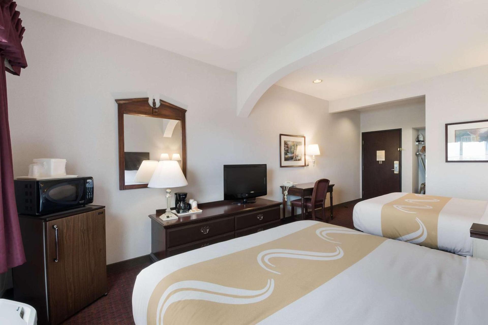 Quality Inn Grand Suites Bellingham photo 20