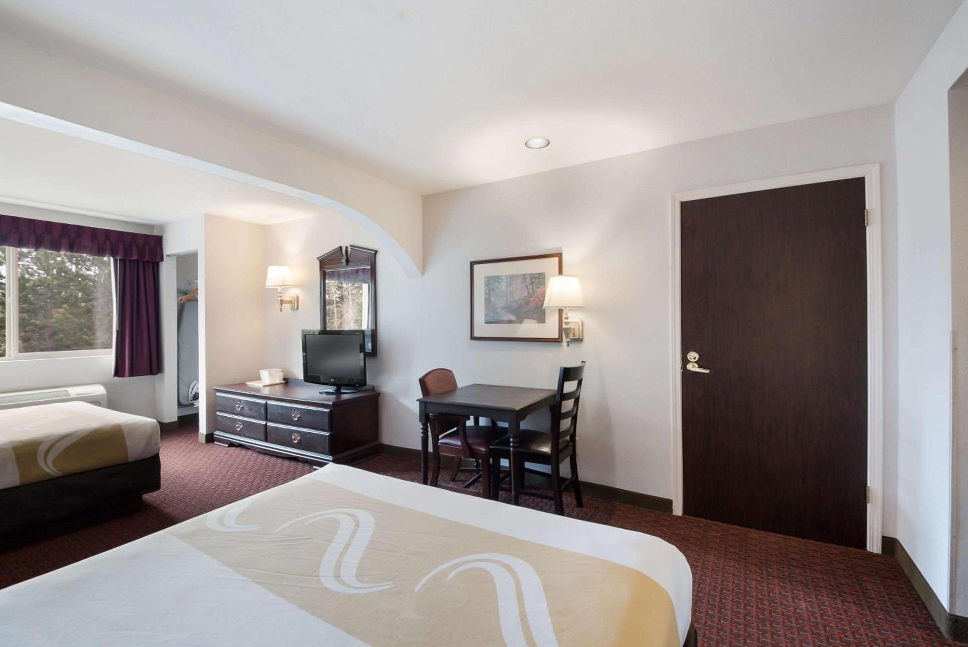 Quality Inn Grand Suites Bellingham photo 22