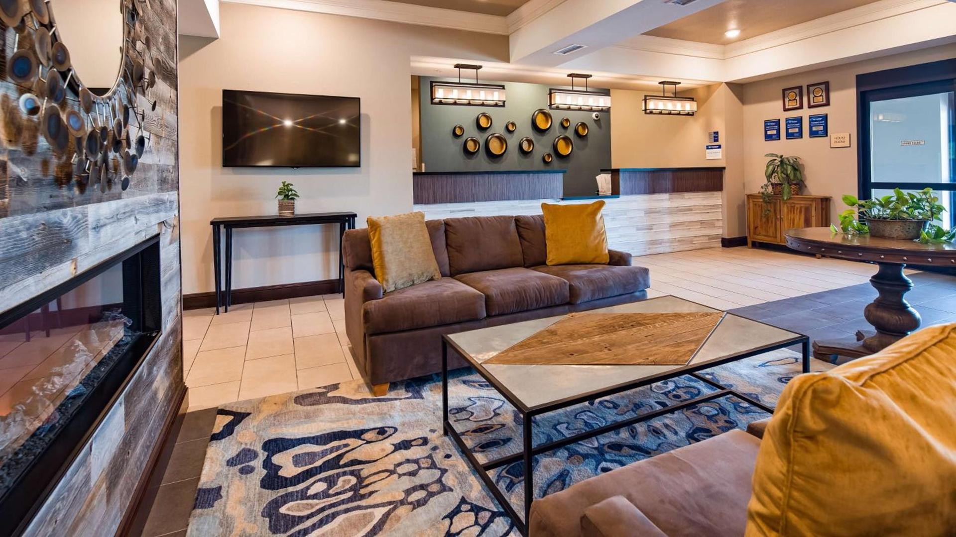 Best Western Plus Overland Inn photo 2