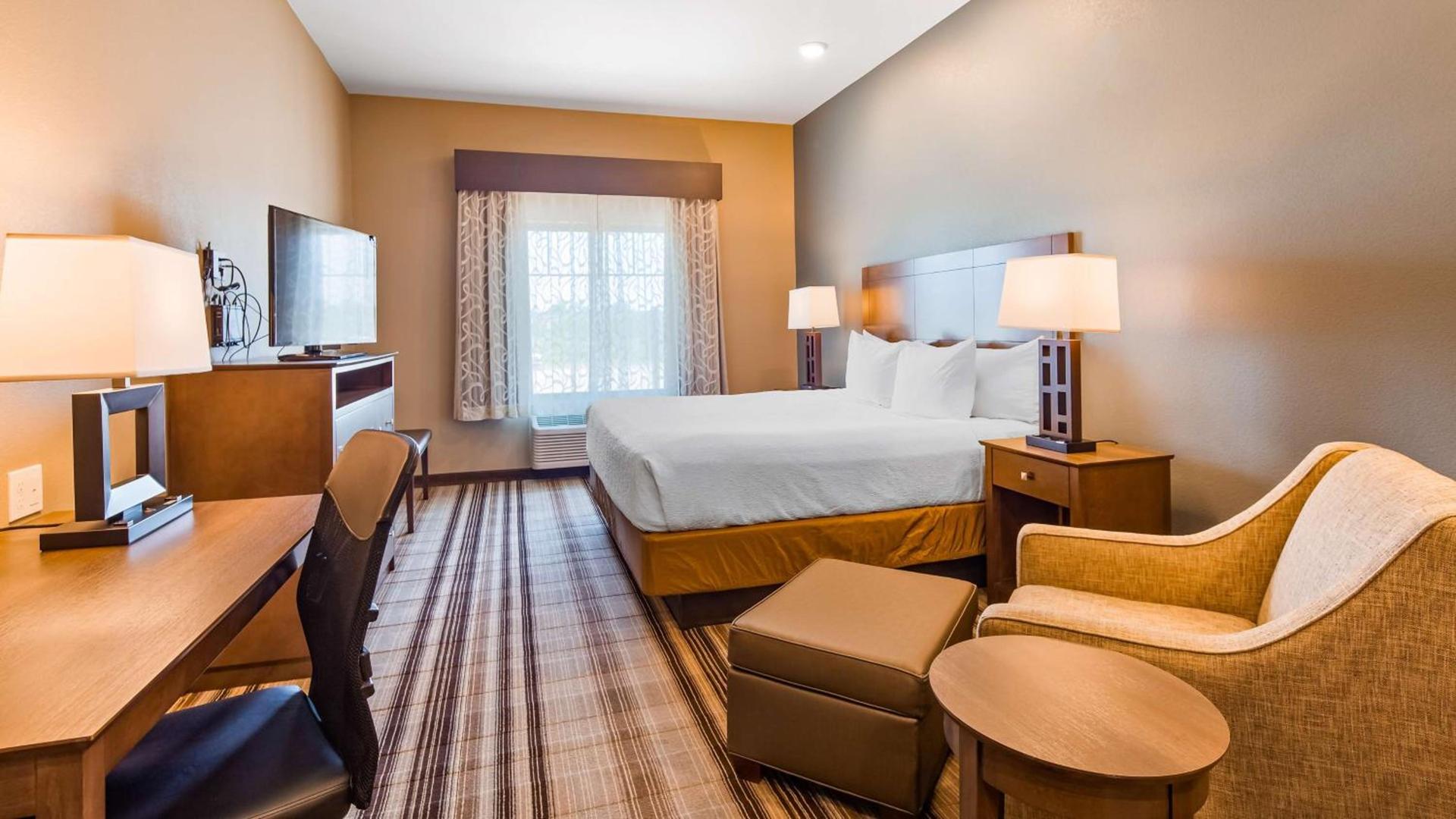 Best Western Plus Overland Inn photo 22