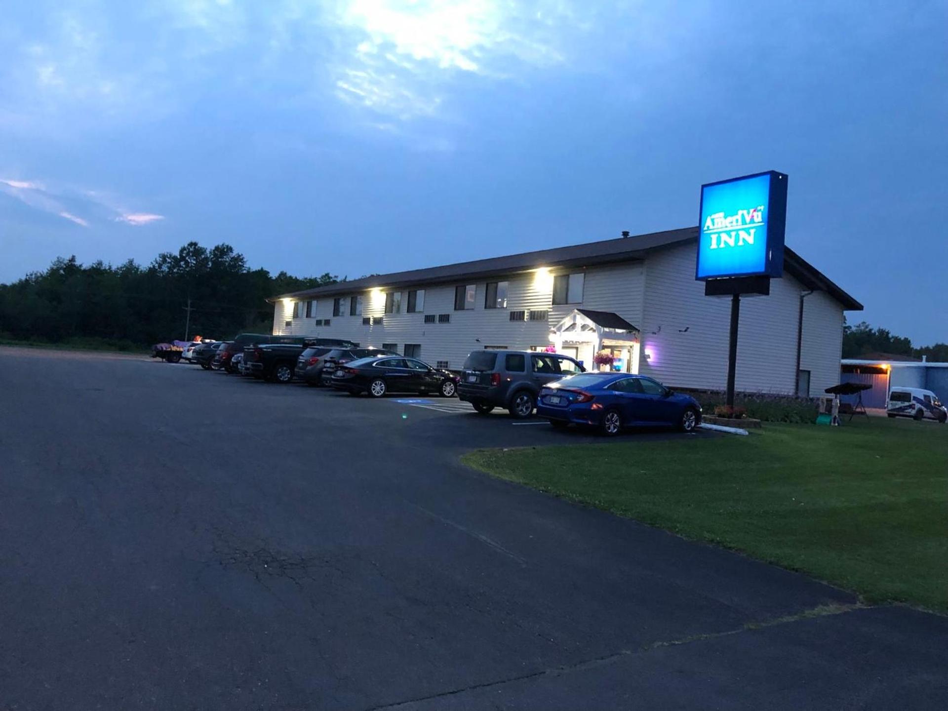 AmeriVu Inn photo 1