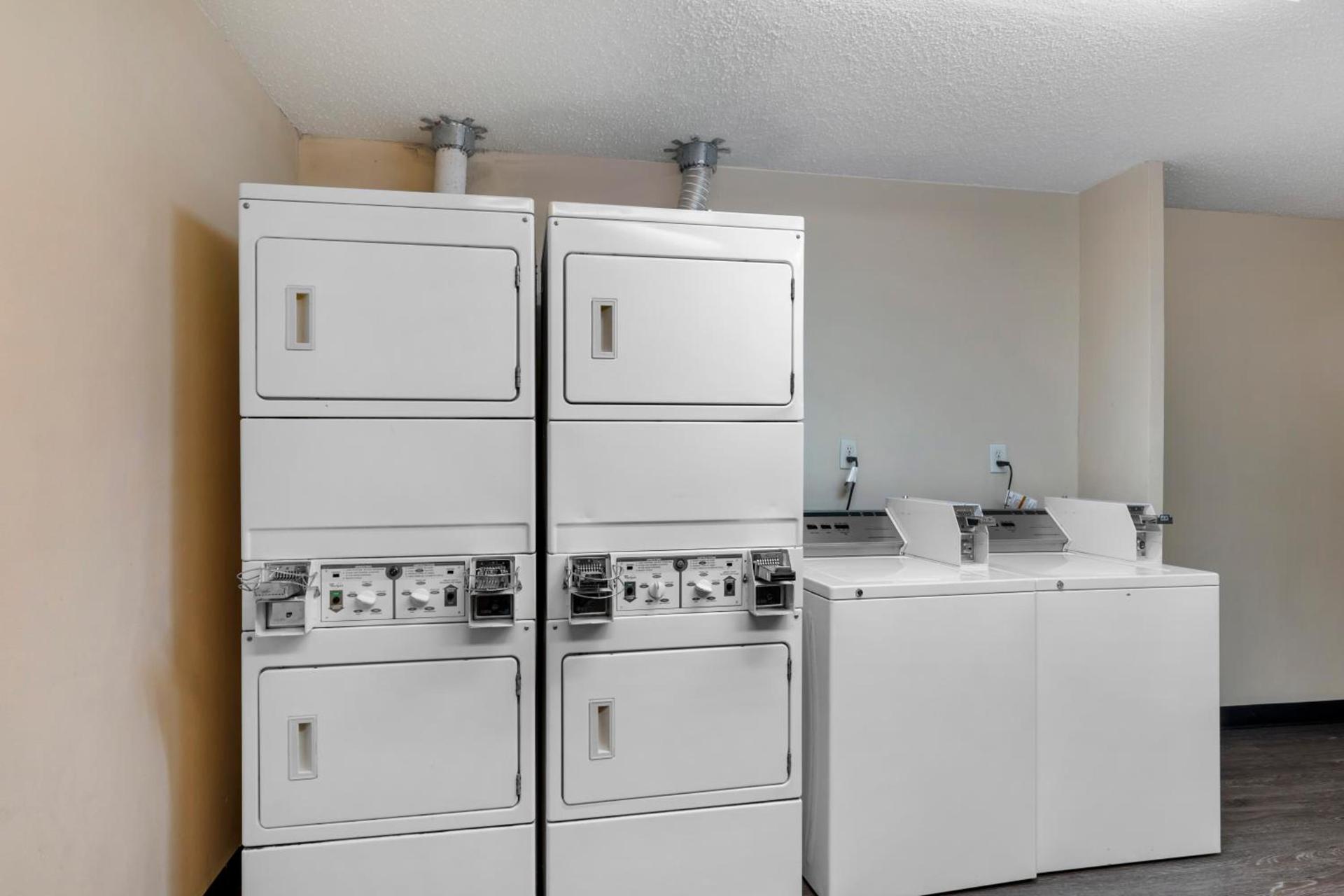 Comfort Suites DFW Airport photo 67
