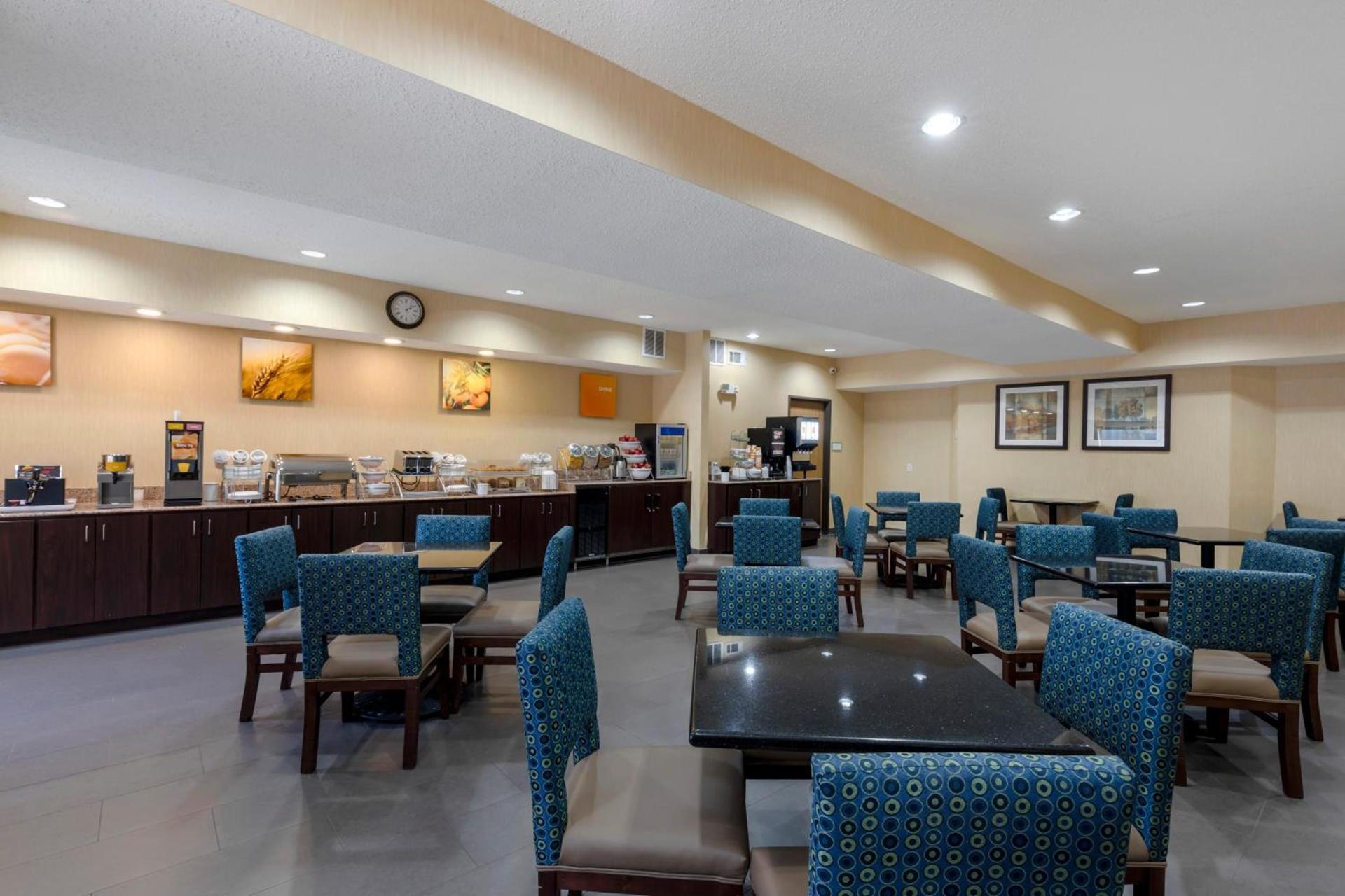 Comfort Suites DFW Airport photo 63