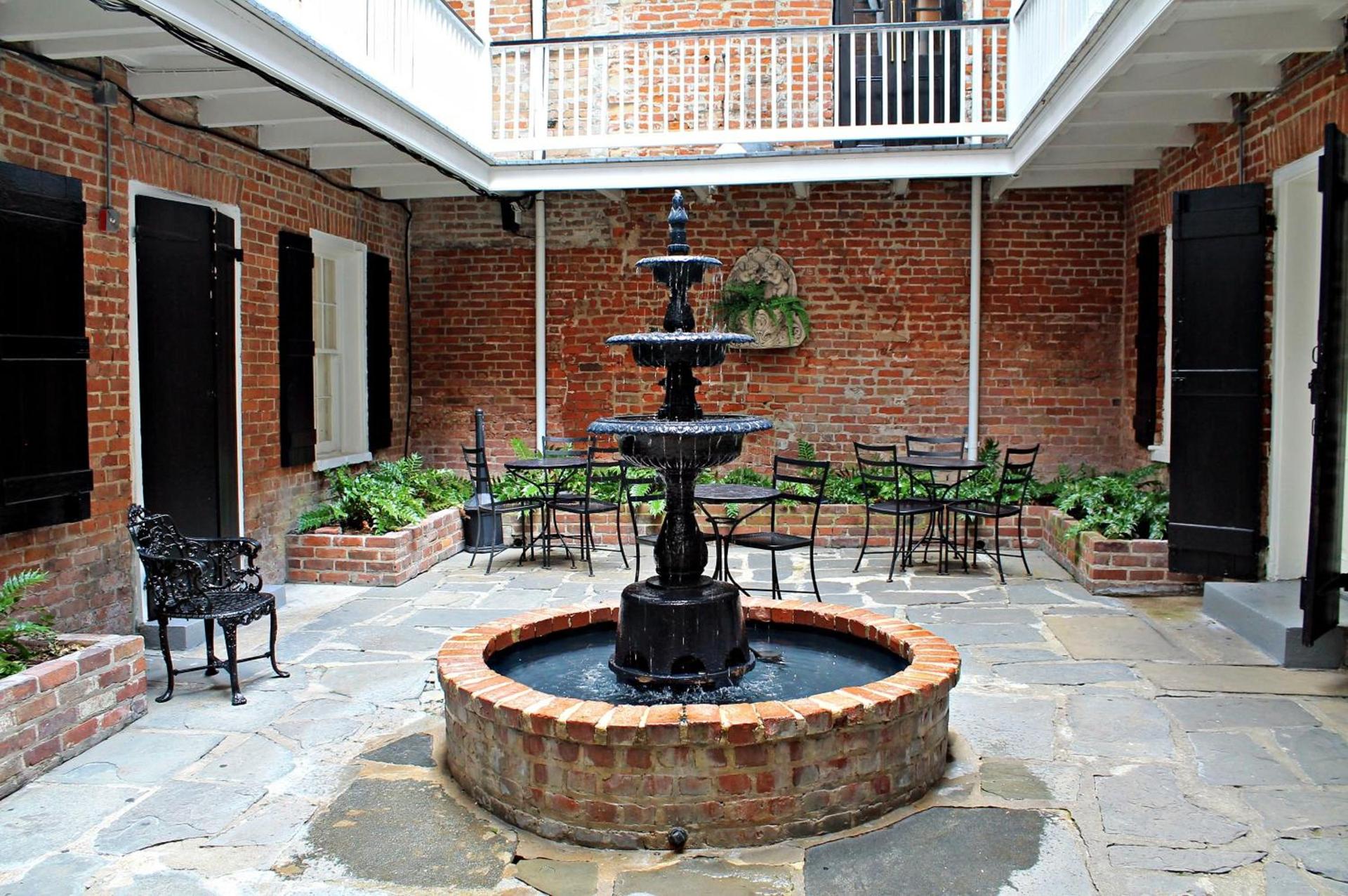 Hotel Royal New Orleans photo 5