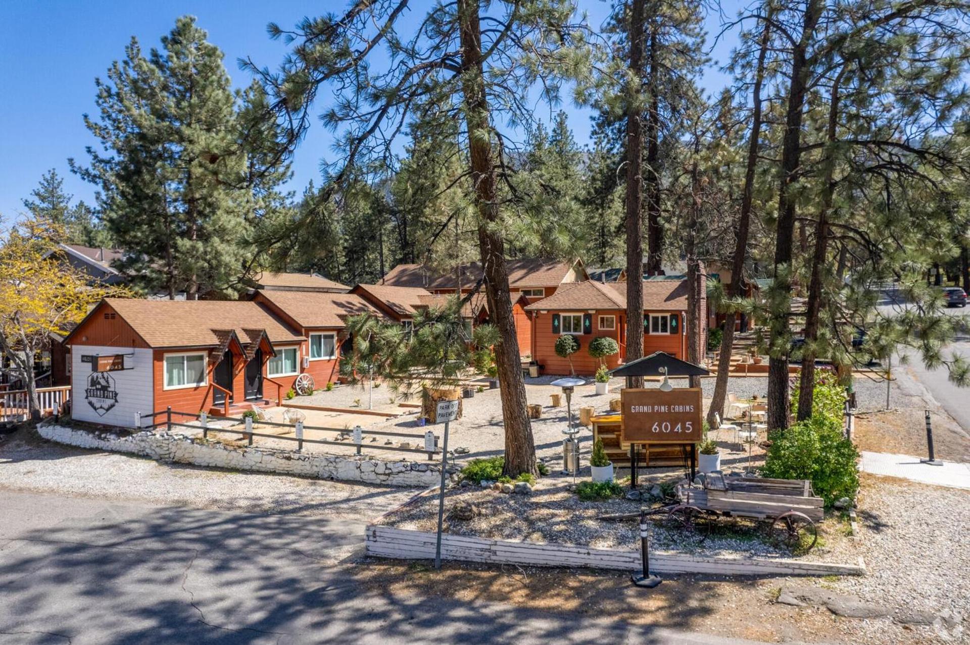 Grand Pine Cabins photo 7