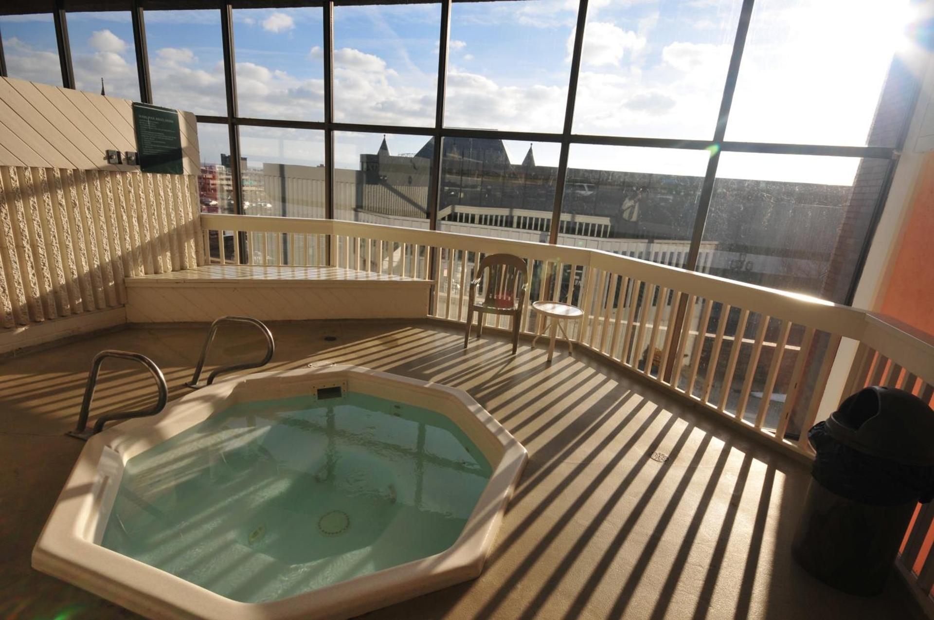 Radisson Hotel Duluth-Harborview photo 50