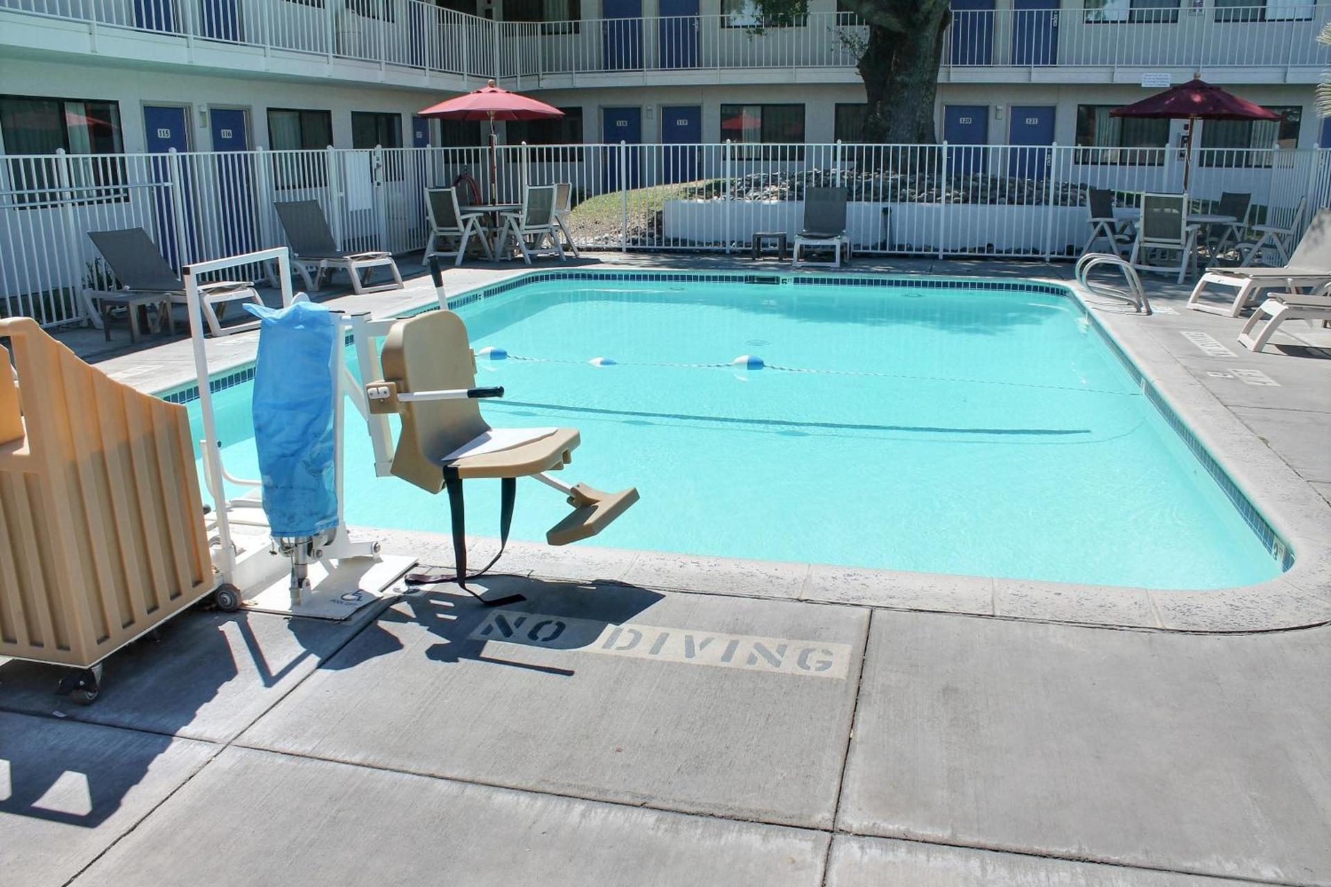 Motel 6-Atascadero, CA photo 8