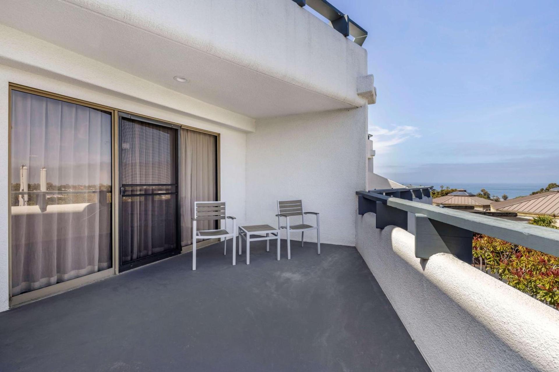 The Encinitan Hotel & Suites photo 8