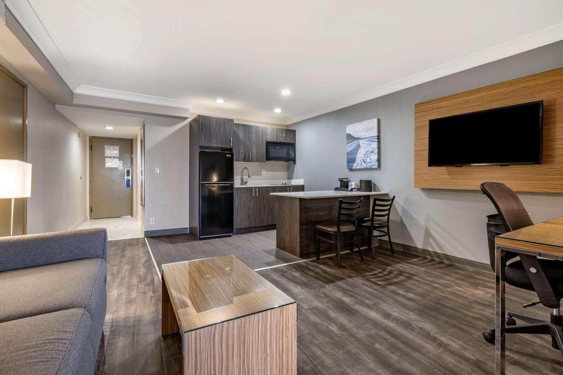 The Encinitan Hotel & Suites photo 20
