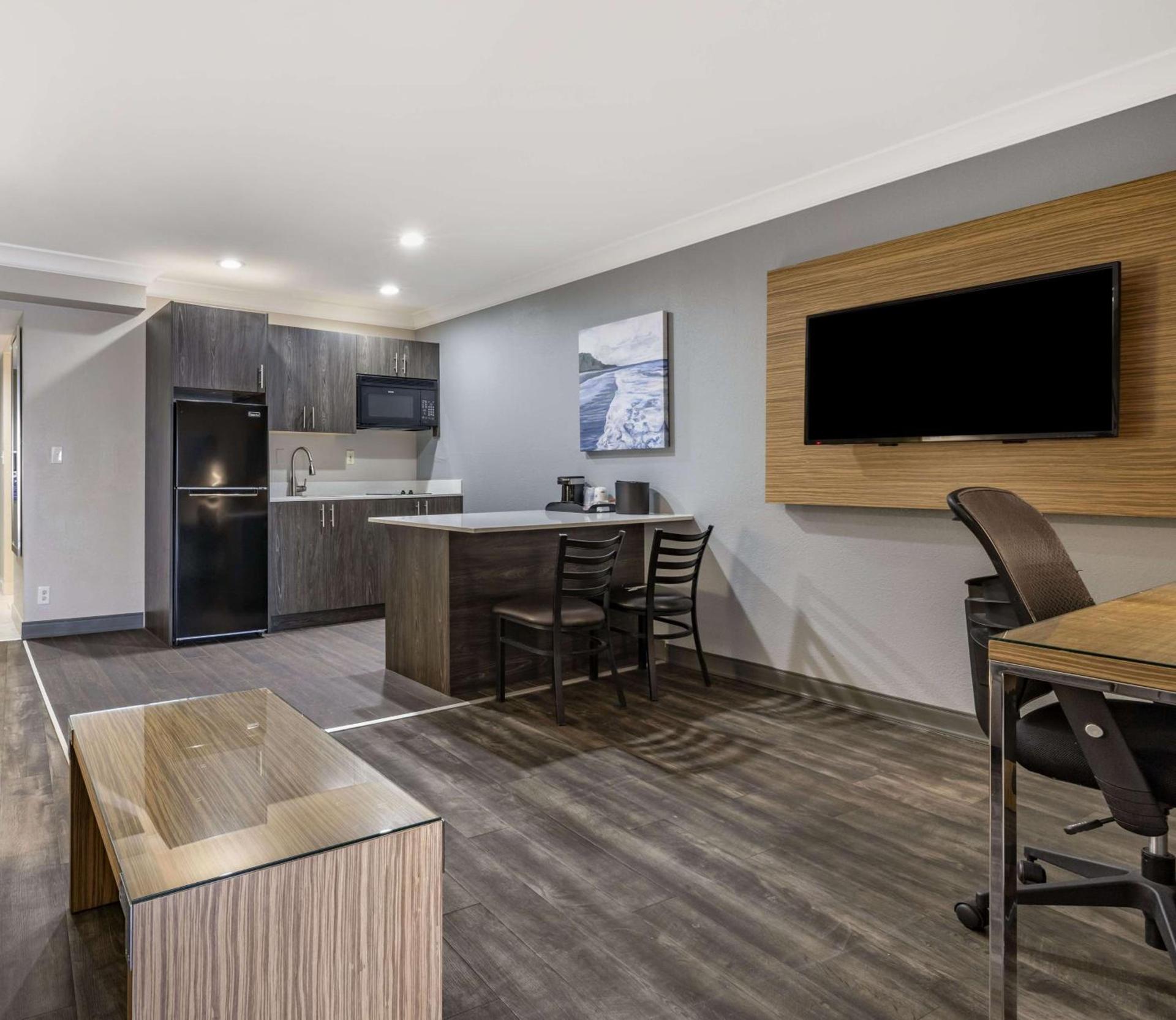 The Encinitan Hotel & Suites photo 23