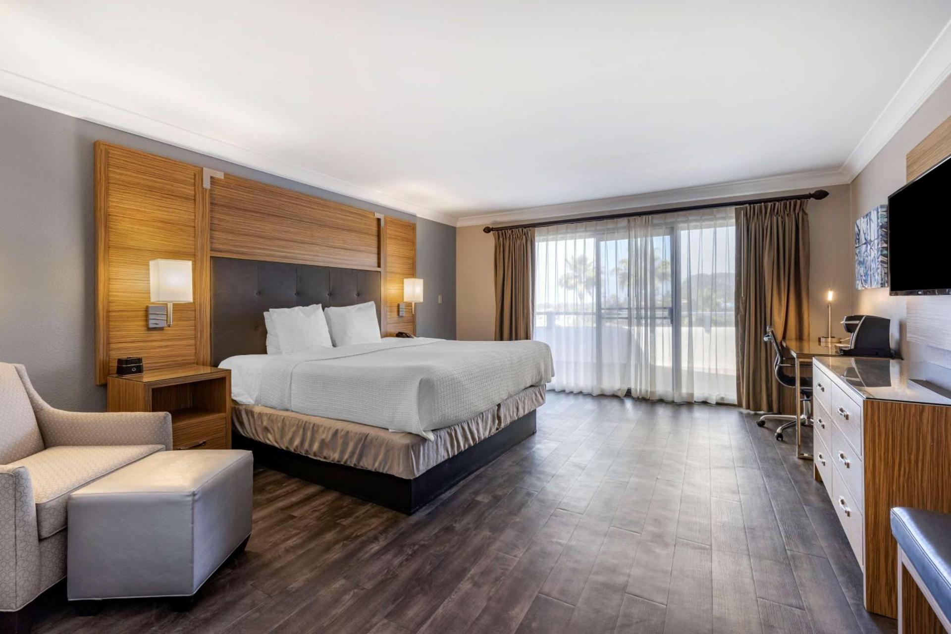 The Encinitan Hotel & Suites photo 25