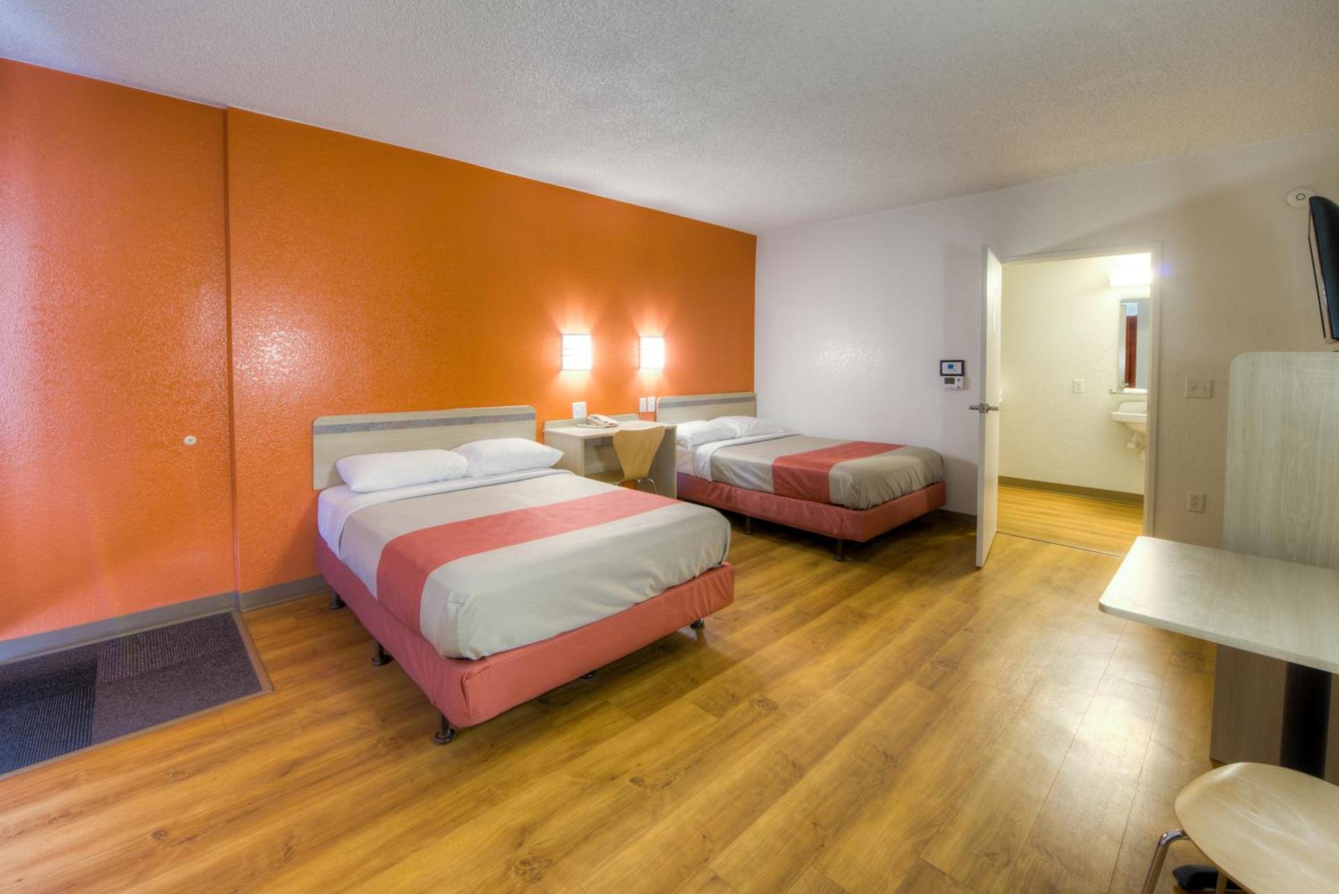 Motel 6-Niantic, CT - New London photo 47