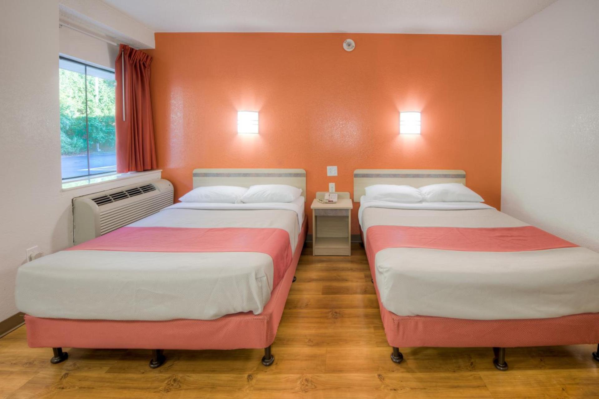 Motel 6-Niantic, CT - New London photo 42
