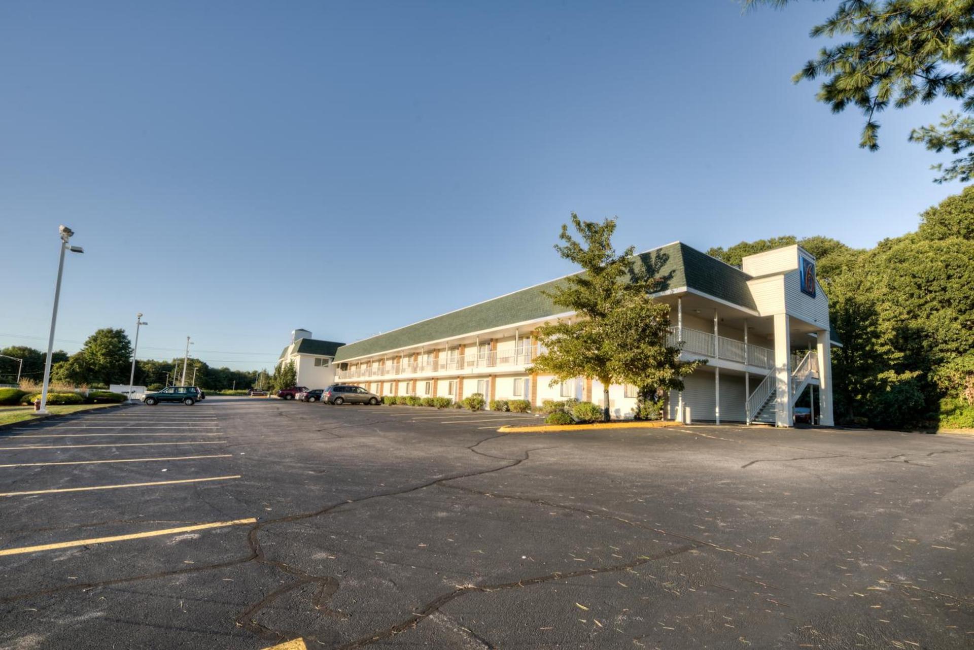 Motel 6-Niantic, CT - New London photo 36