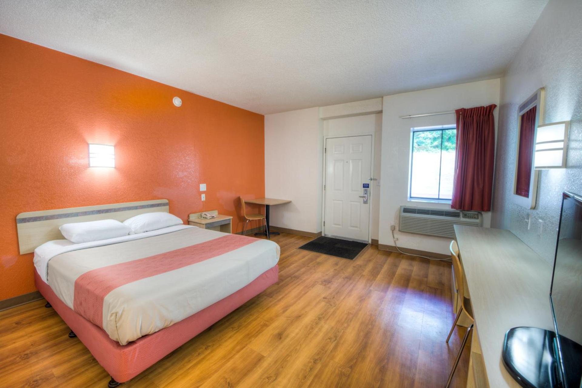 Motel 6-Niantic, CT - New London photo 58