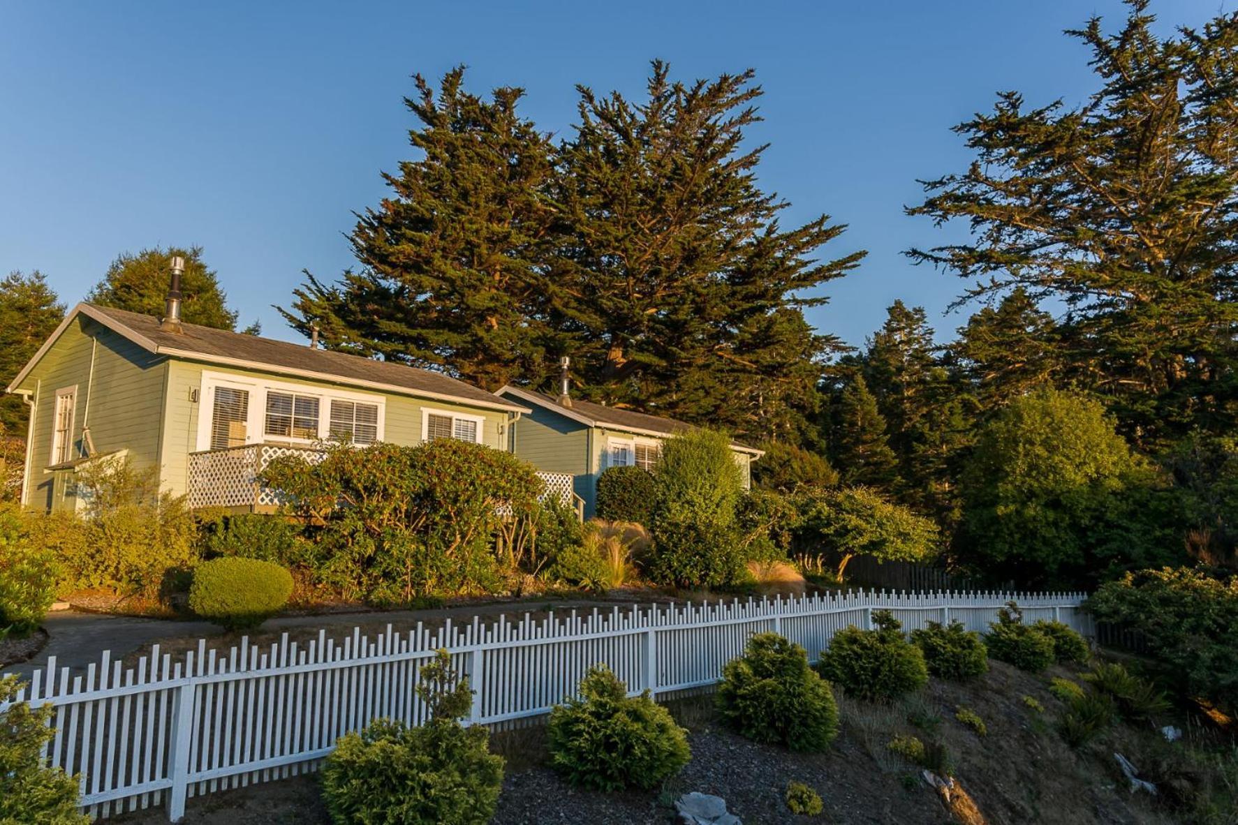 Inn at Schoolhouse Creek — hotel in Mendocino