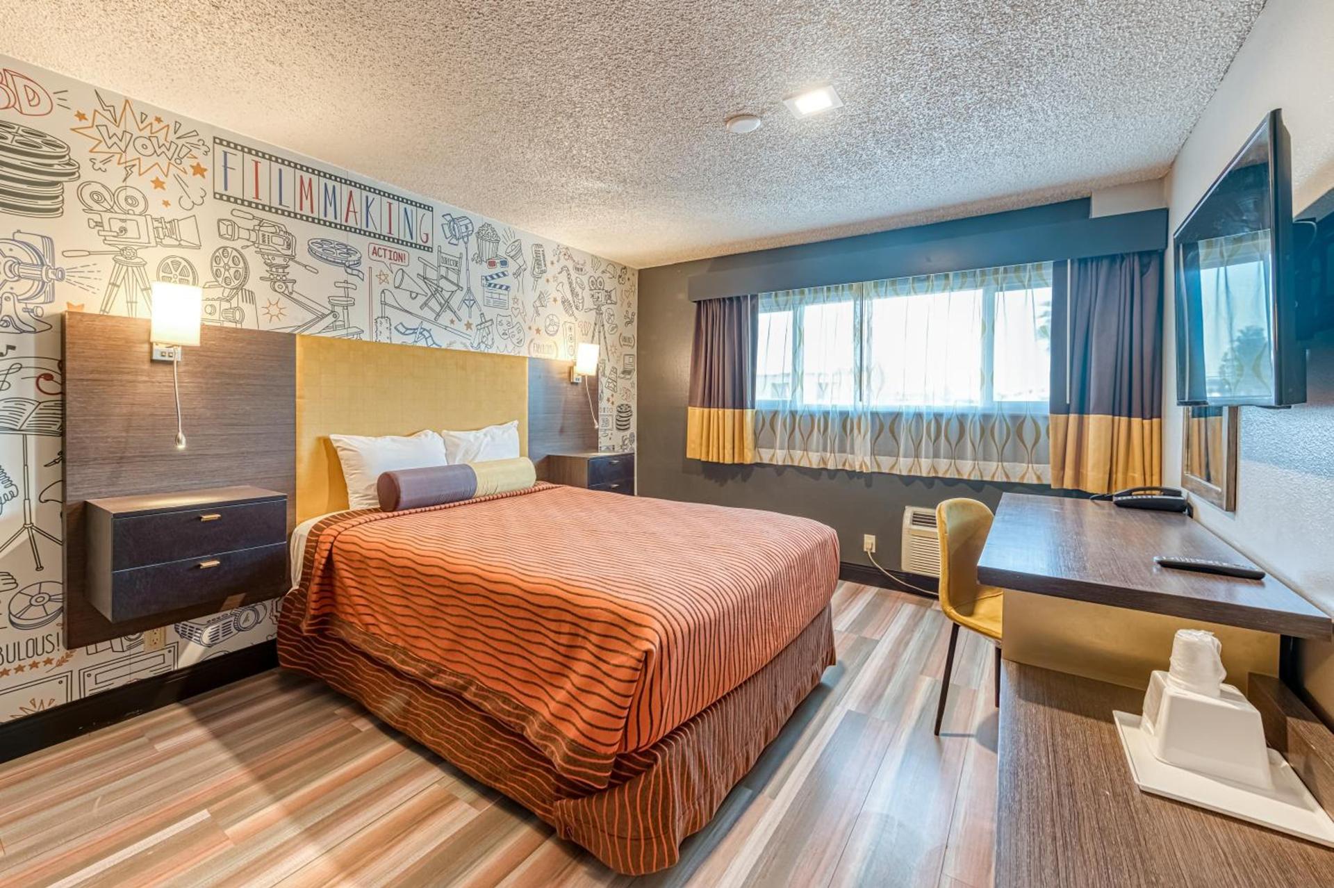 La Mirage Inn - Hollywood photo 17