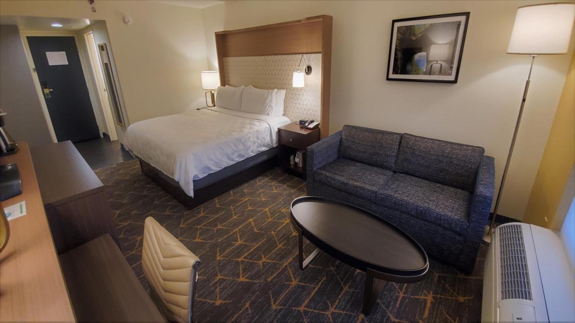 Holiday Inn Staunton Conference Center by IHG photo 30