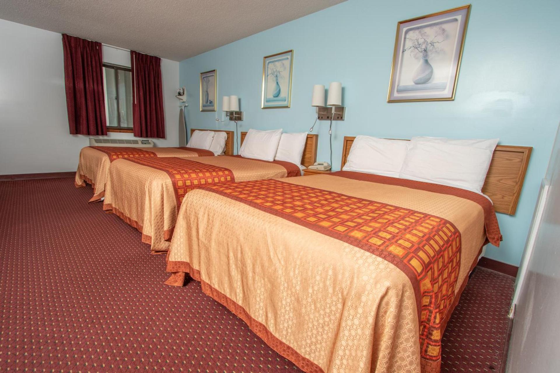 Eastbrook Inn photo 10