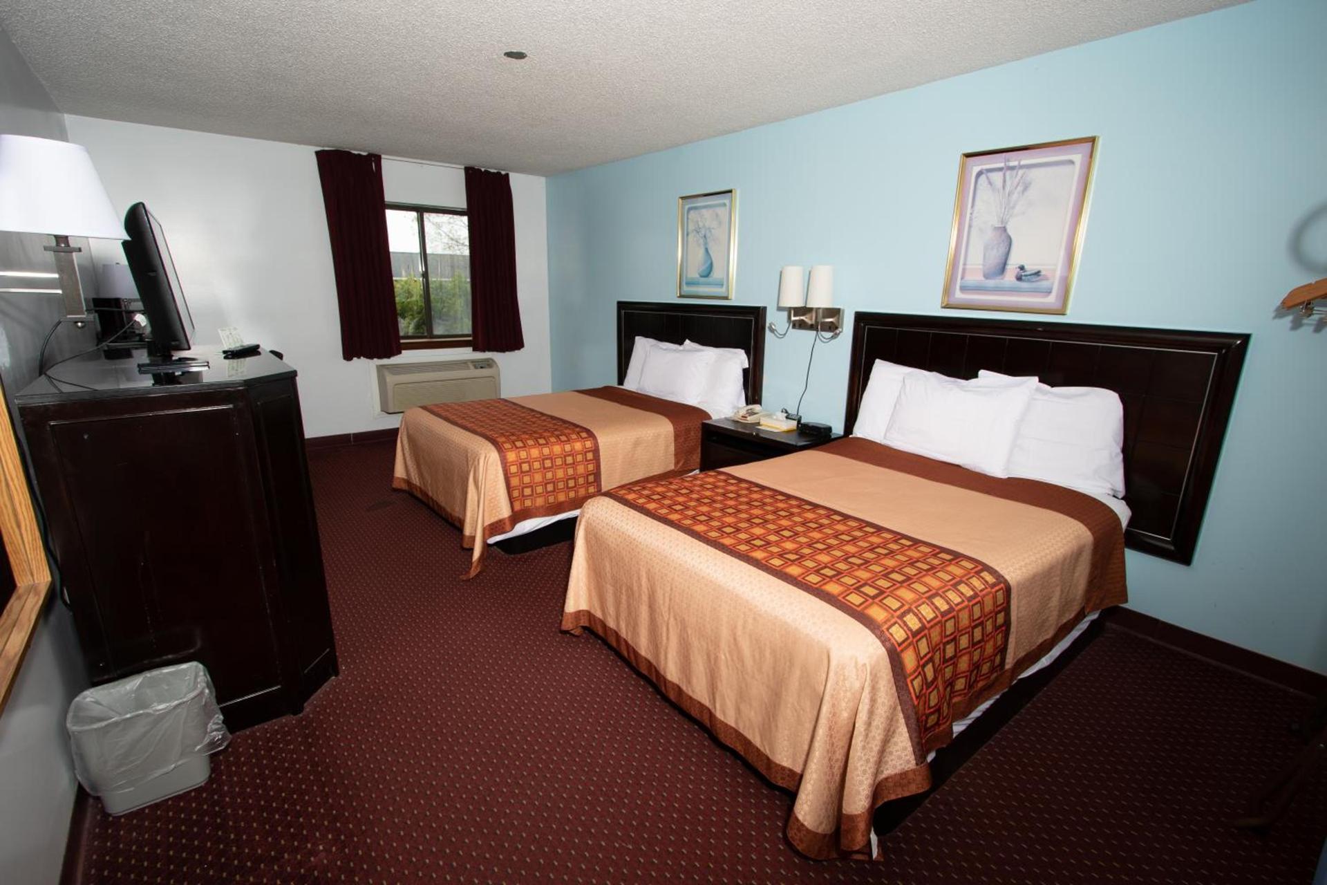 Eastbrook Inn photo 15