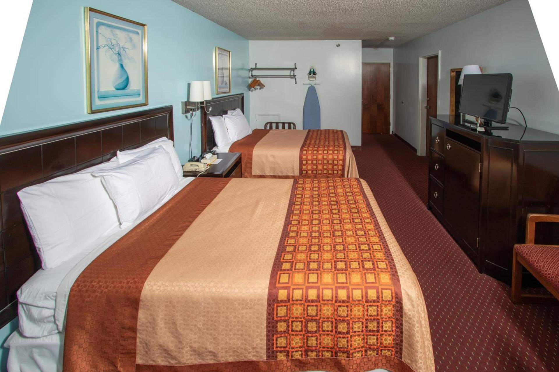 Eastbrook Inn photo 16