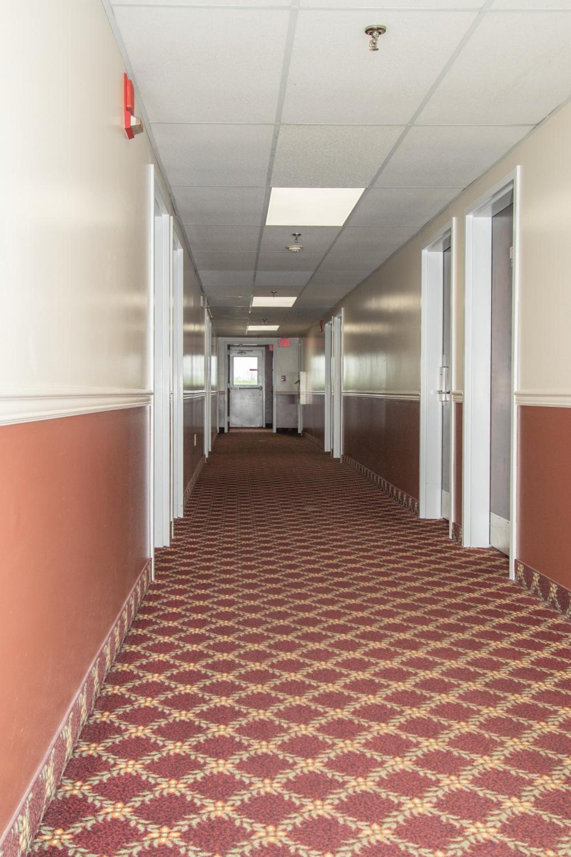 Eastbrook Inn photo 22
