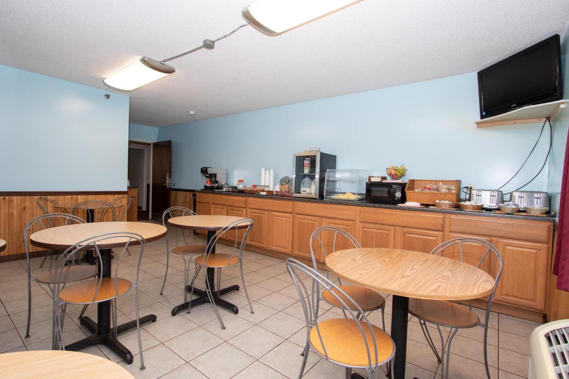 Eastbrook Inn photo 23