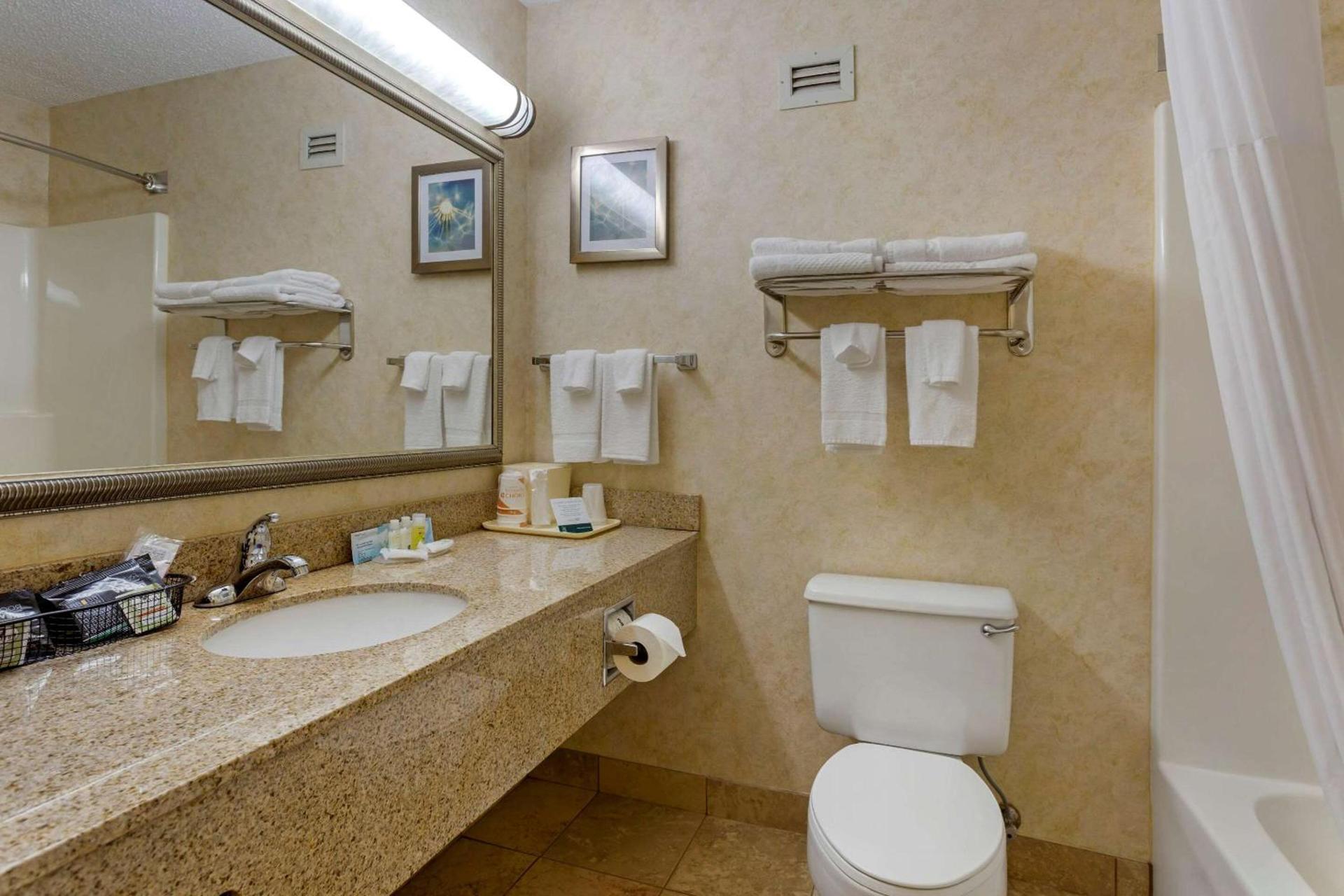 Quality Inn Harrison North photo 22