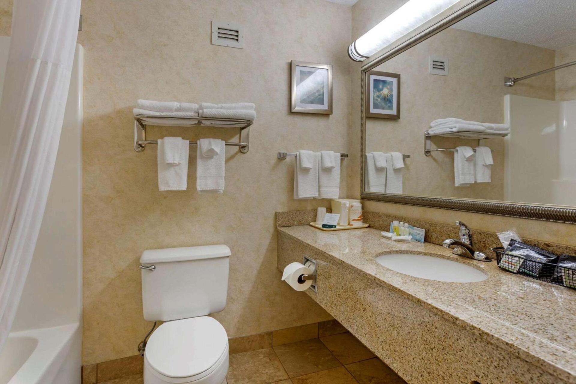 Quality Inn Harrison North photo 27