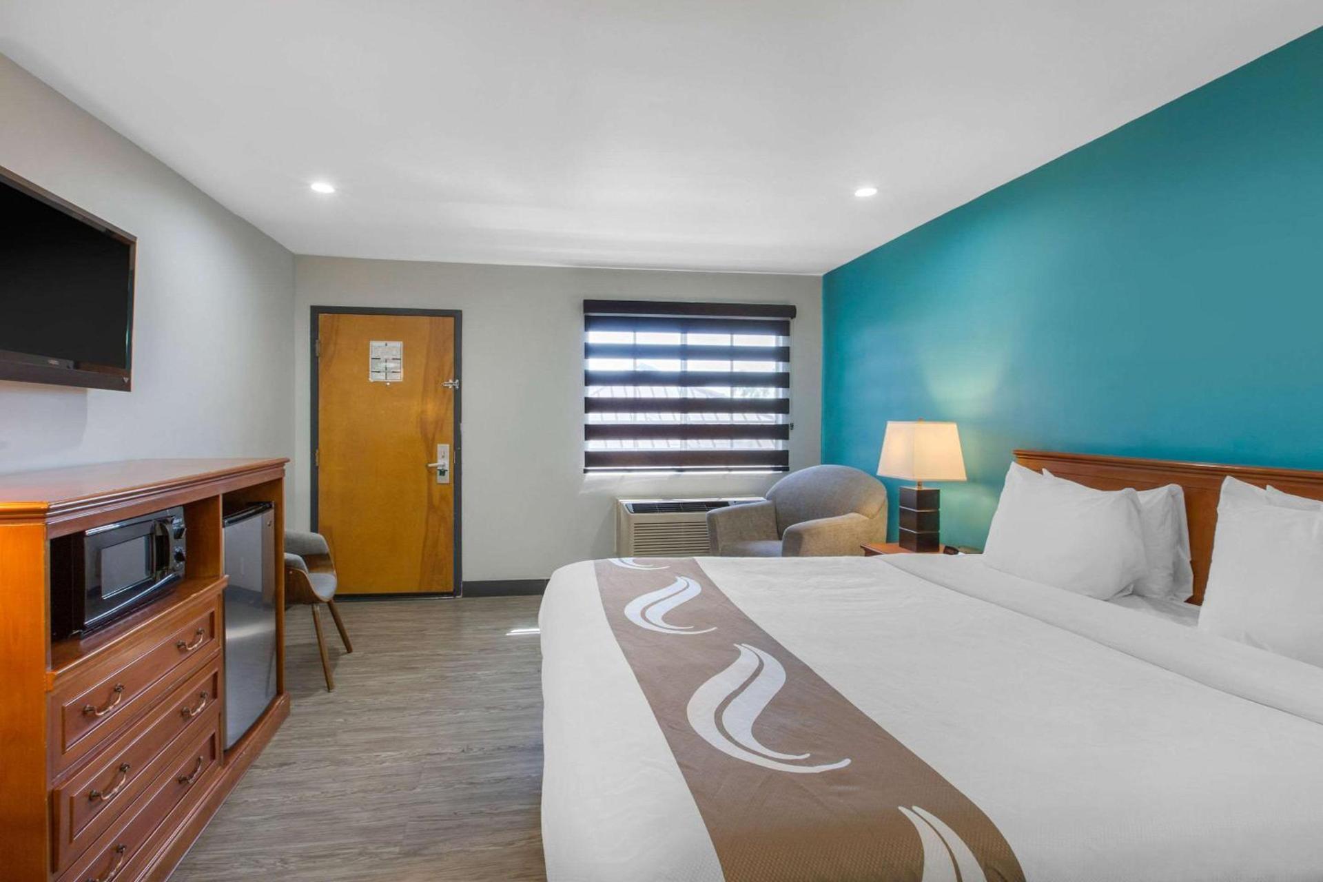 Quality Inn Near Hollywood Walk of Fame photo 15
