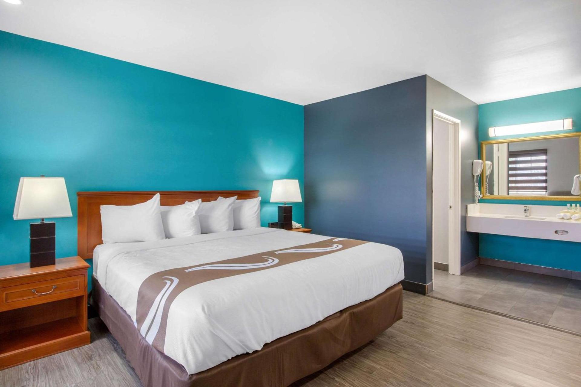 Quality Inn Near Hollywood Walk of Fame photo 16