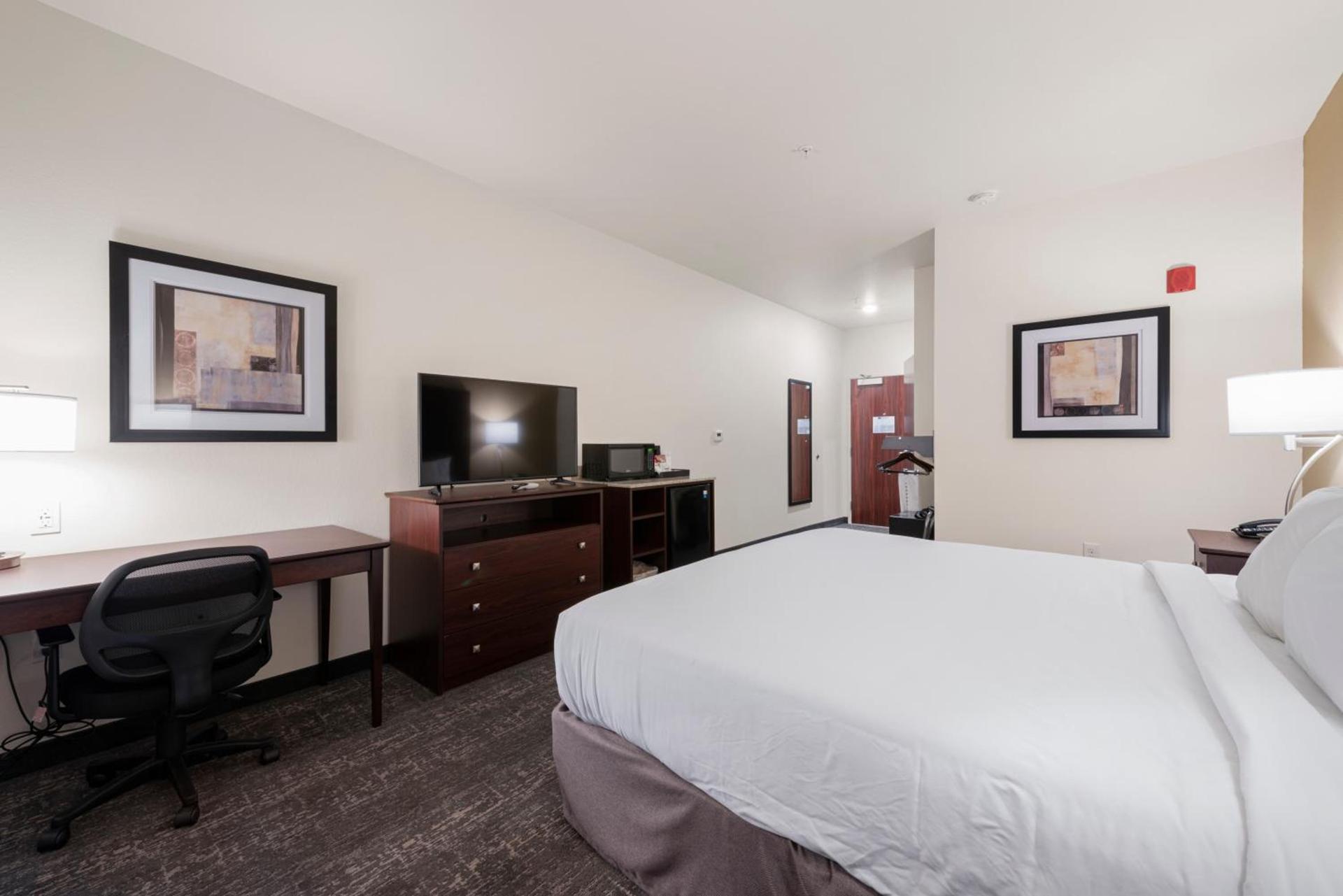 Cobblestone Hotel & Suites - Urbana photo 22