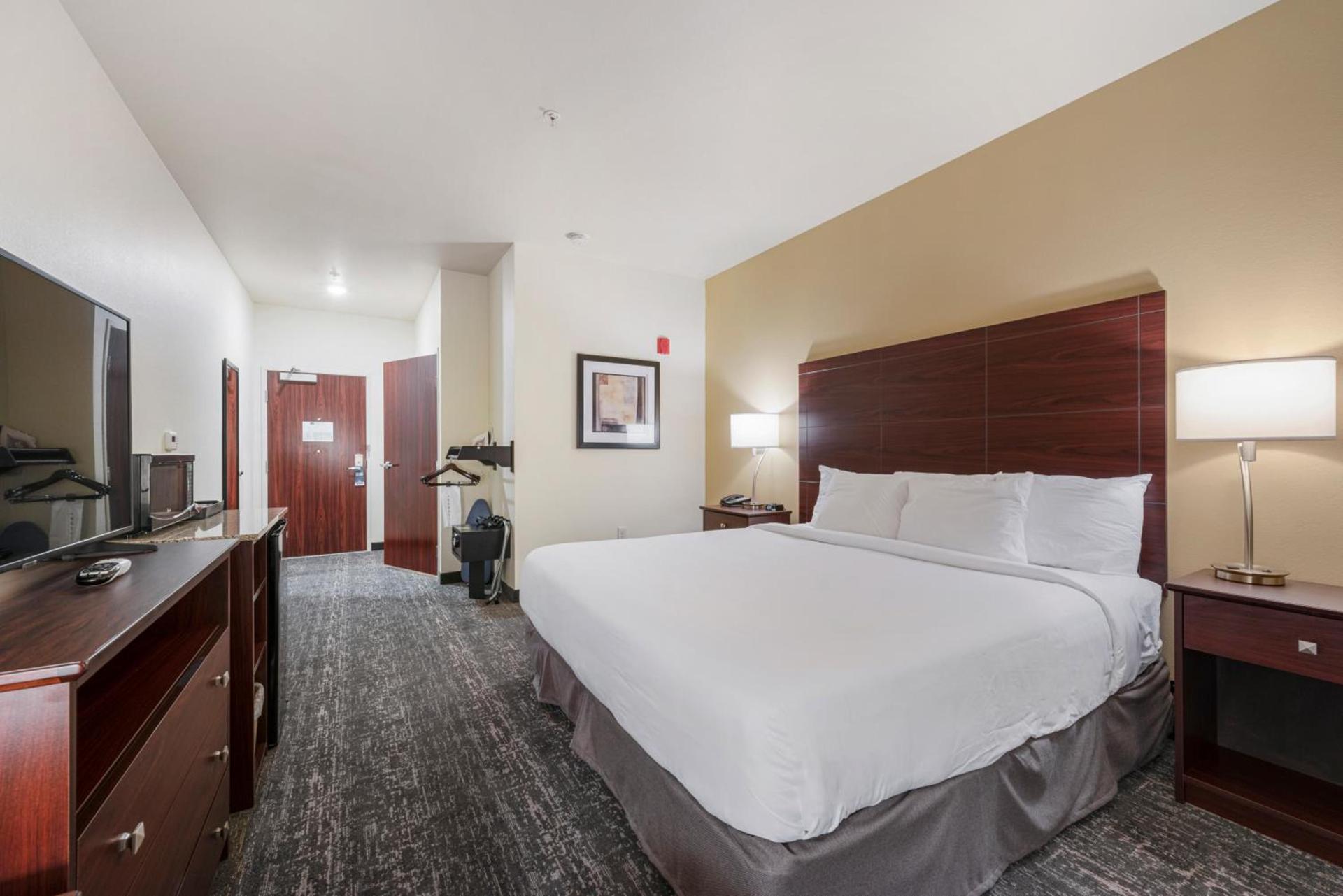 Cobblestone Hotel & Suites - Urbana photo 20